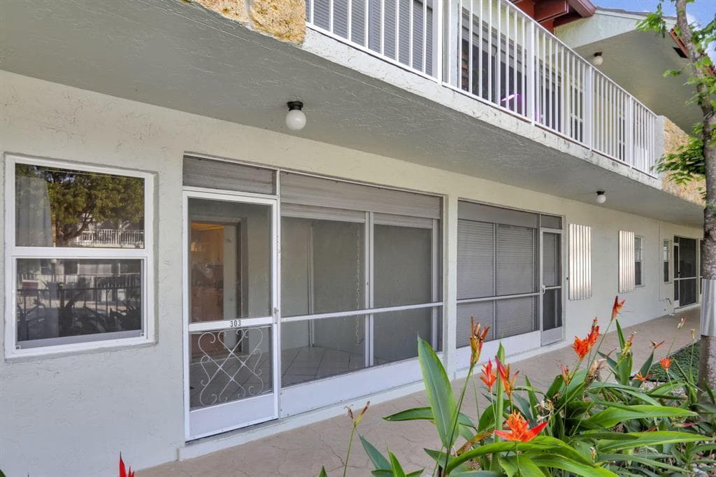 860 SE 6th Avenue 303, Deerfield Beach, FL 33441 — photo 34 of 35