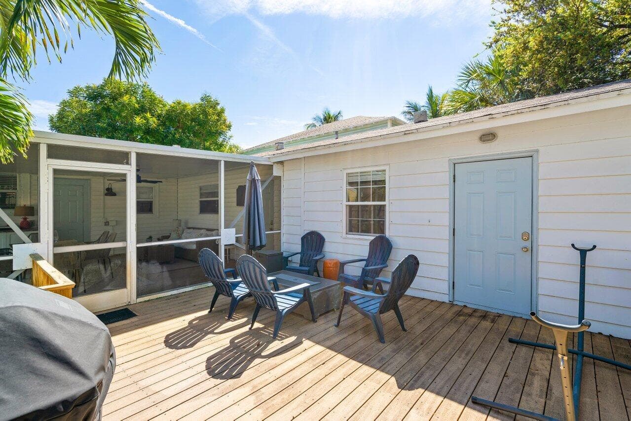215 S Palmway, Lake Worth Beach, FL 33460 — photo 30 of 60