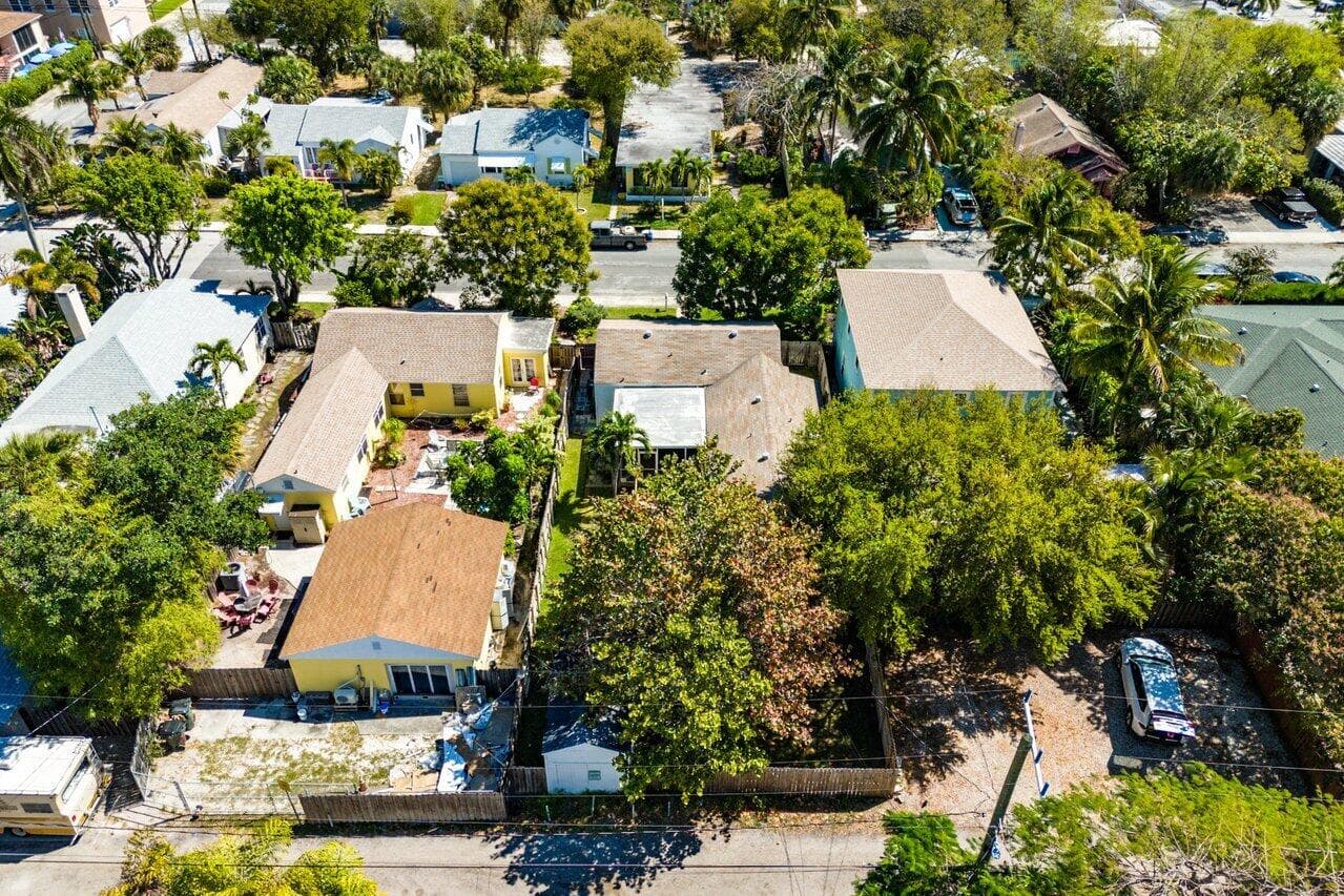 215 S Palmway, Lake Worth Beach, FL 33460 — photo 52 of 60