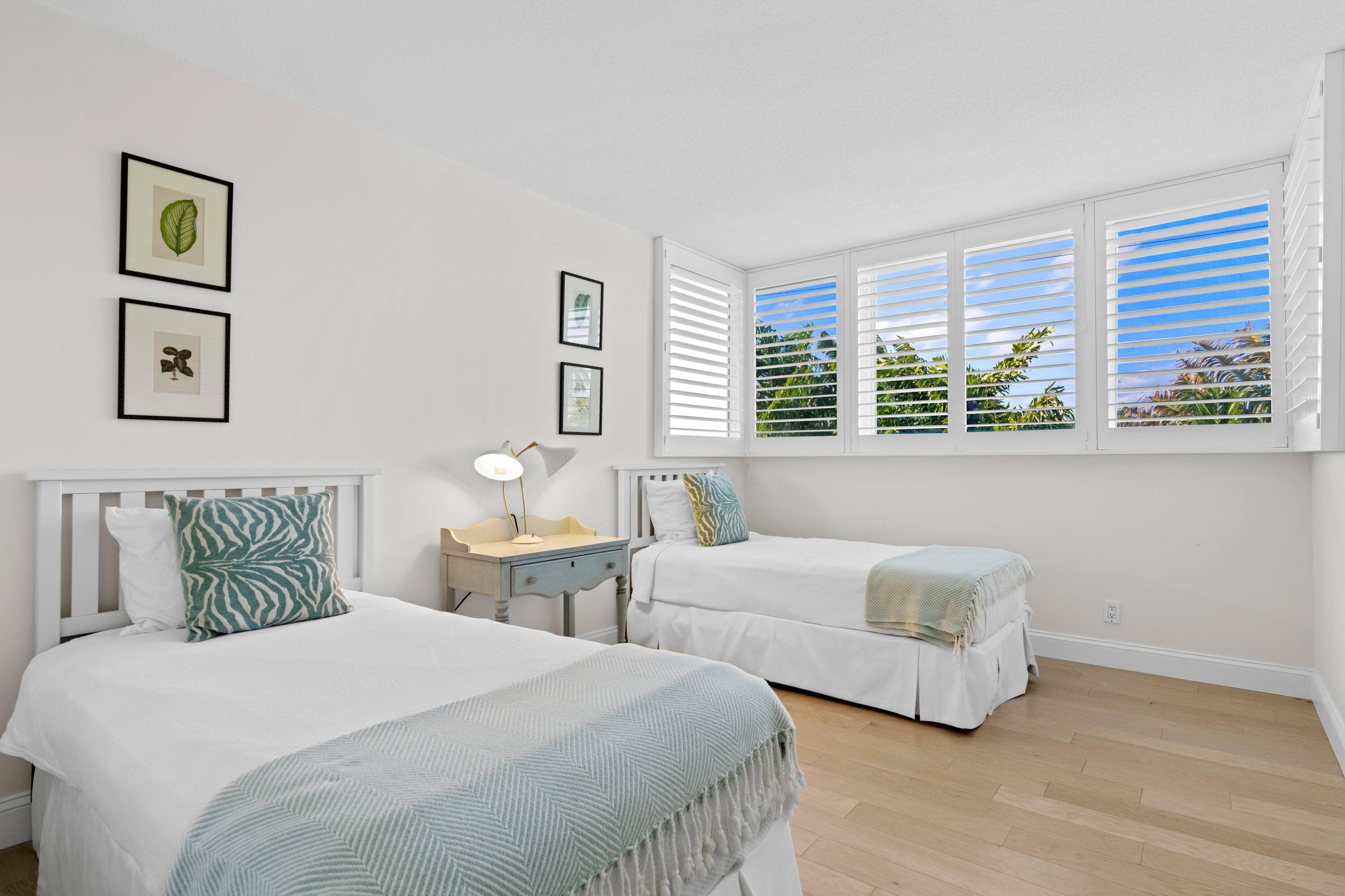 223 Atlantic Avenue 4e, Palm Beach, FL 33480 — photo 12 of 19