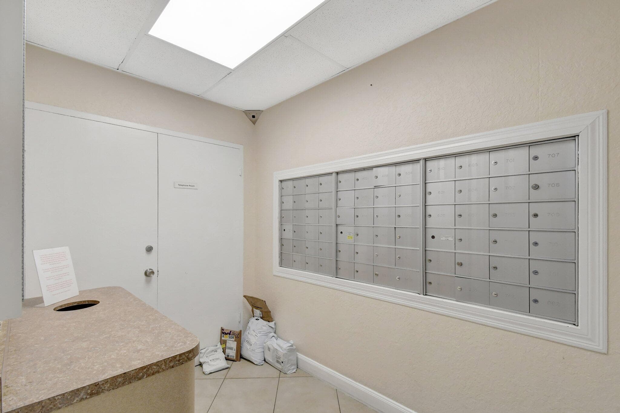 2555 NE 11th Street 609, Fort Lauderdale, FL 33304 — photo 37 of 45