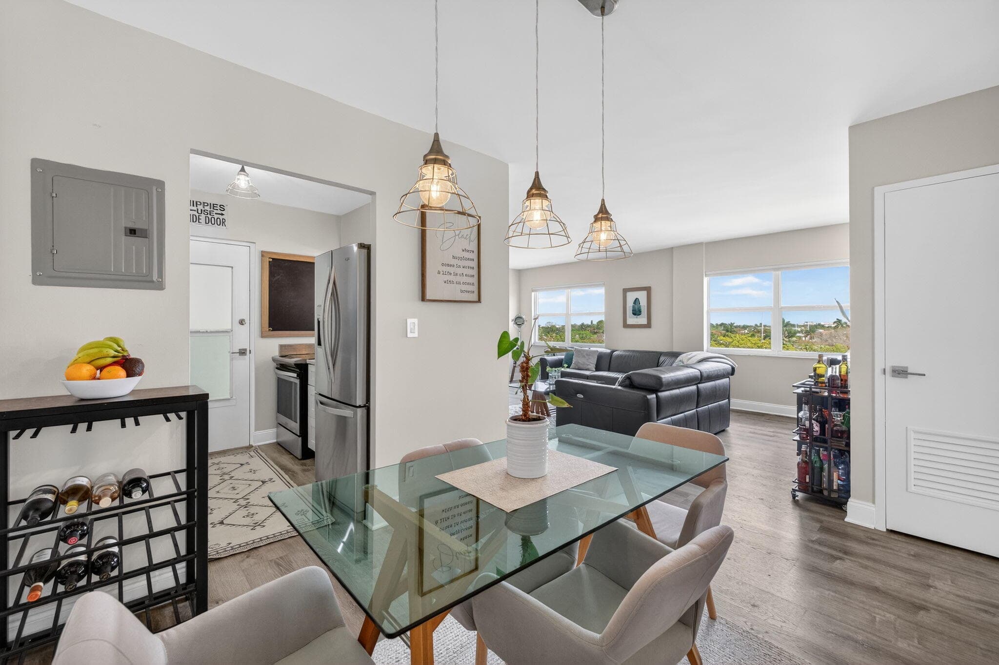 2555 NE 11th Street 609, Fort Lauderdale, FL 33304 — photo 9 of 45
