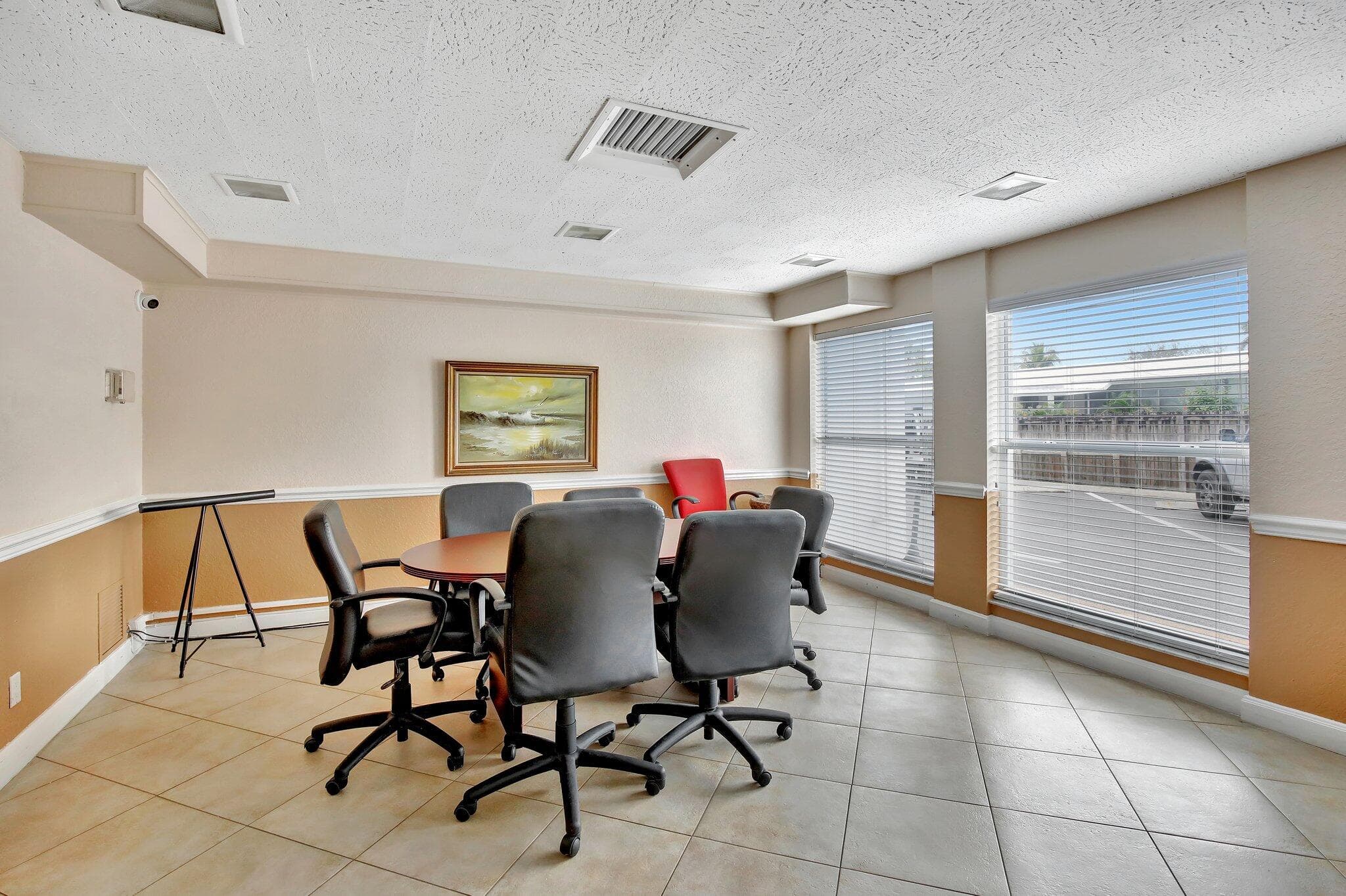 2555 NE 11th Street 609, Fort Lauderdale, FL 33304 — photo 34 of 45