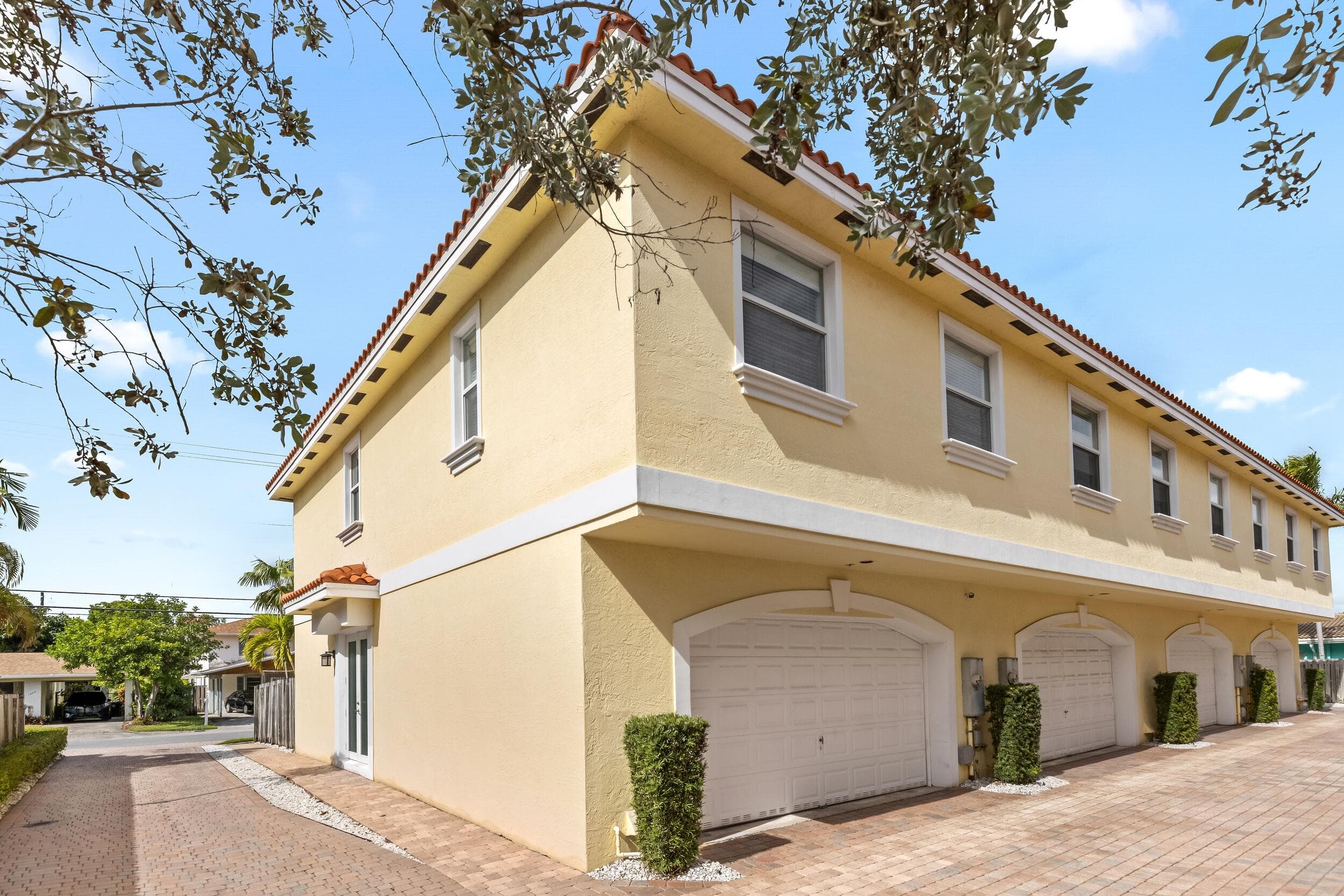 1222 NE 18th Avenue 1, Fort Lauderdale, FL 33304 — photo 32 of 33