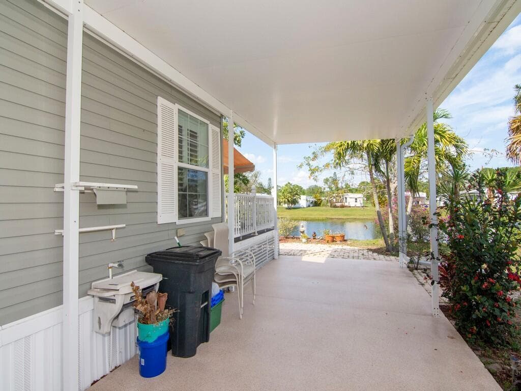43 W Caribbean, Port St. Lucie, FL 34952 — photo 11 of 44