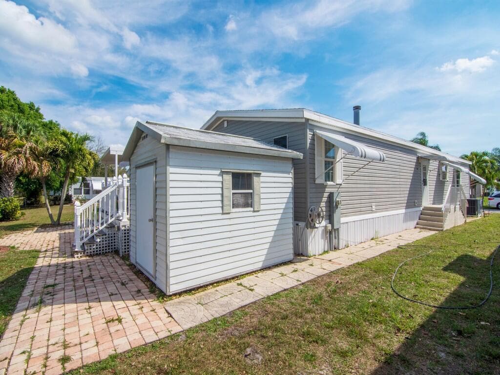 43 W Caribbean, Port St. Lucie, FL 34952 — photo 35 of 44