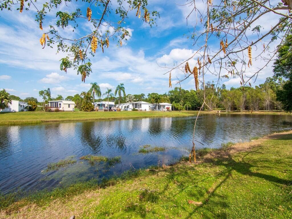 43 W Caribbean, Port St. Lucie, FL 34952 — photo 41 of 44