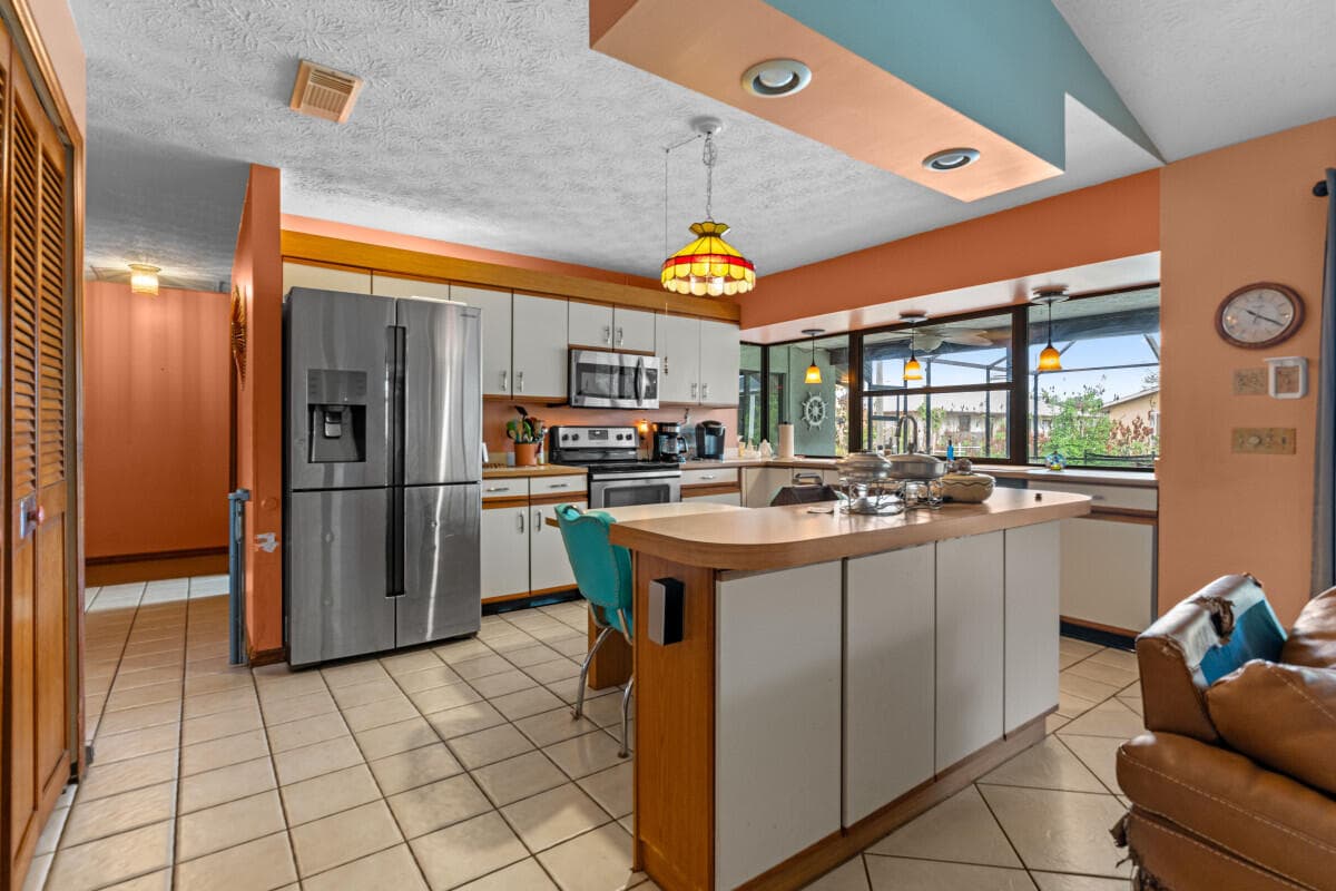 1119 SE Cambridge Drive, Port St. Lucie, FL 34952 — photo 4 of 24