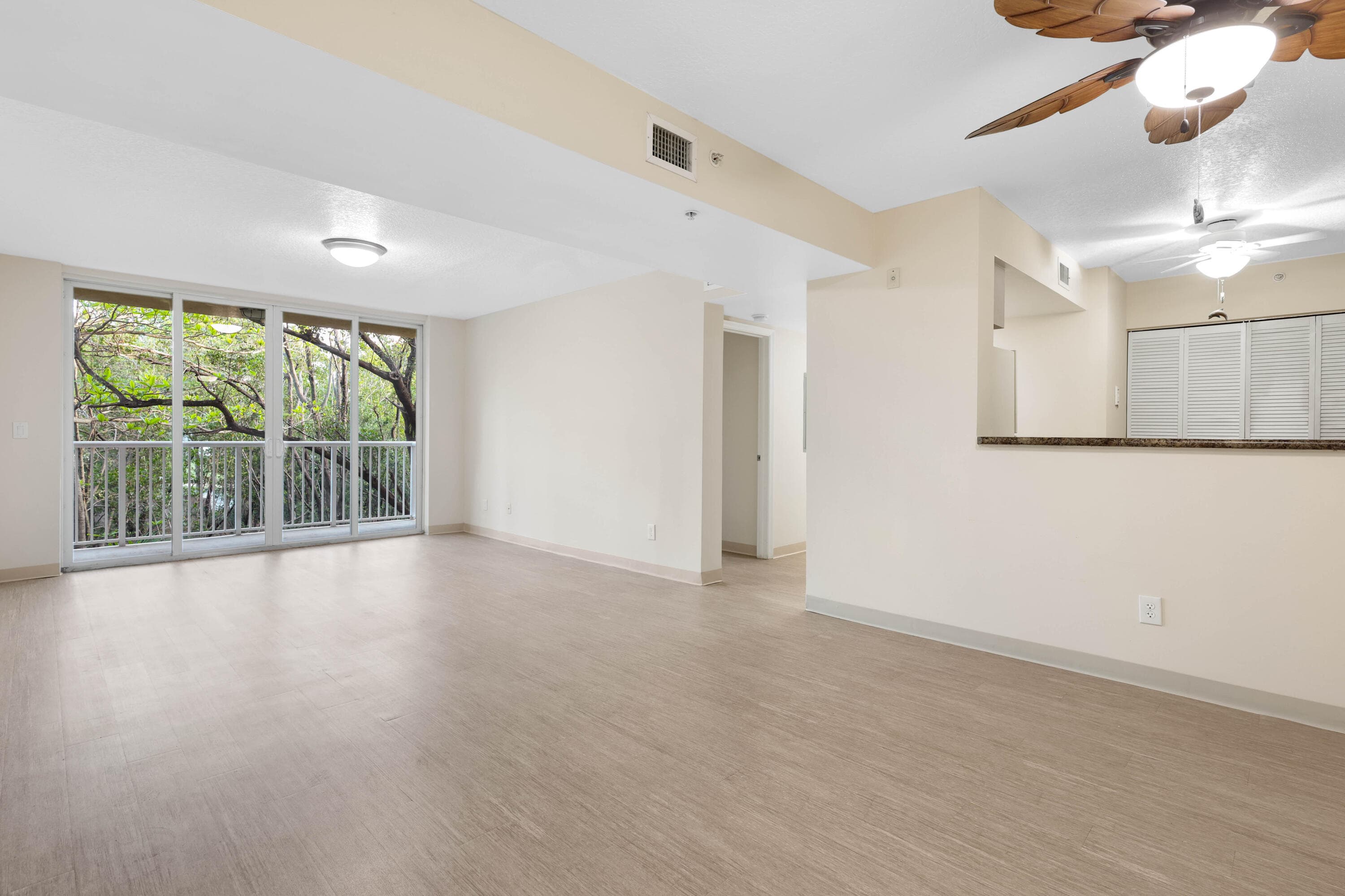 529 E Sheridan Street 2061, Dania Beach, FL 33004 — photo 8 of 33