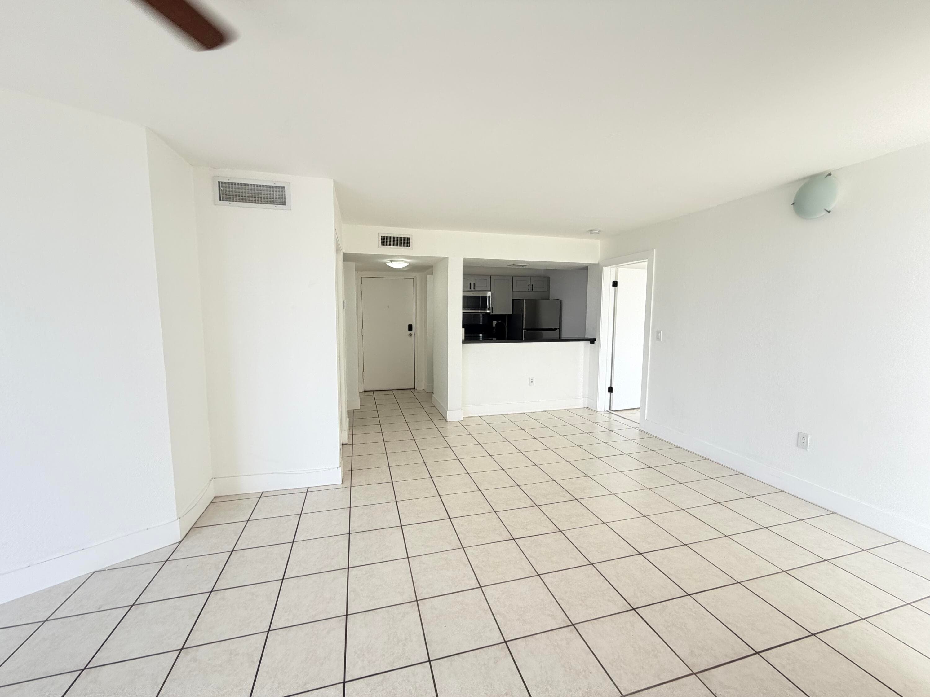 7035 NW 186th Street D508, Hialeah, FL 33015 — photo 5 of 12