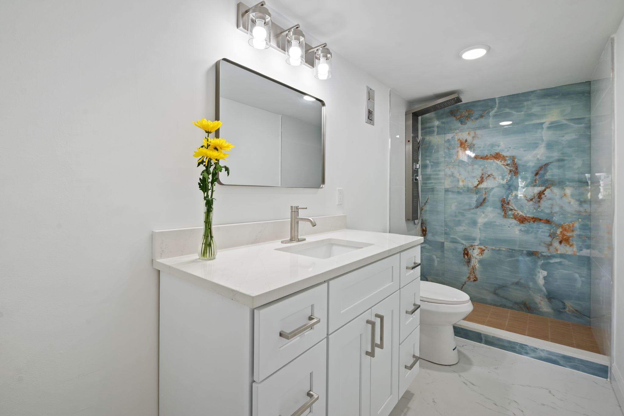 230 NE 26th Avenue 2160, Boynton Beach, FL 33435 — photo 3 of 31