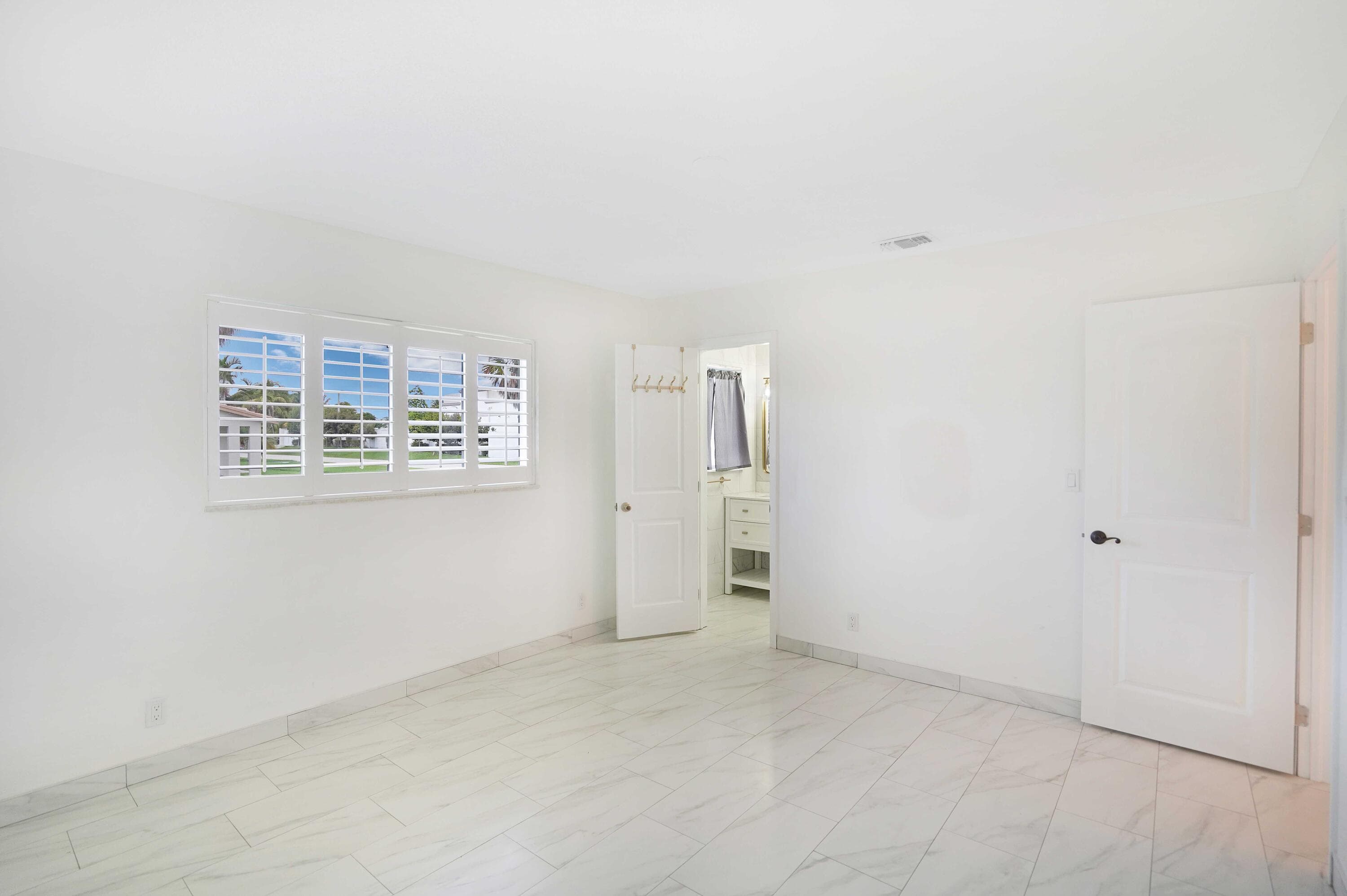 5100 NE 22nd Avenue, Lighthouse Point, FL 33064 — photo 18 of 31