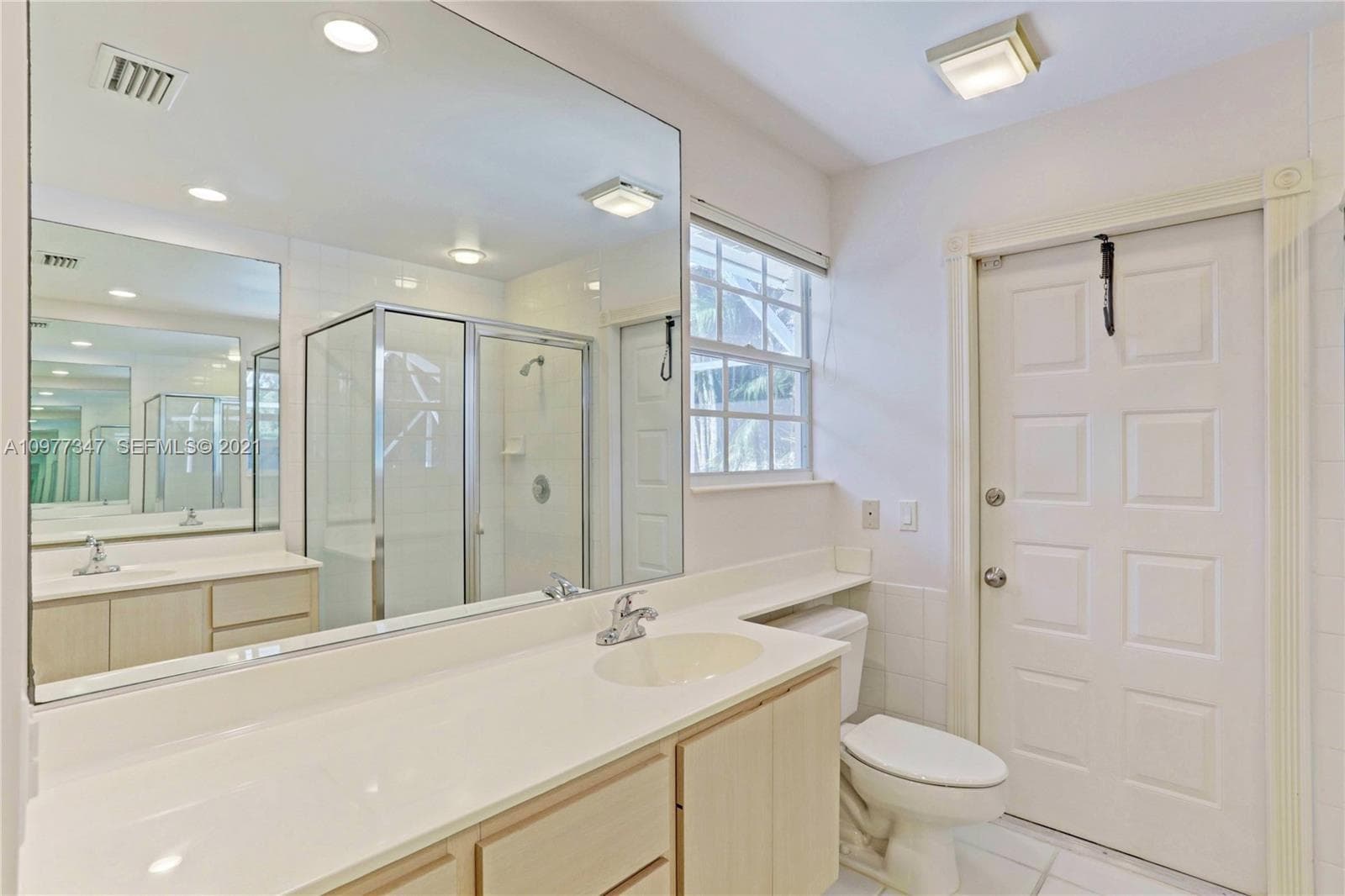7819 SE Spicewood Circle, Hobe Sound, FL 33455 — photo 10 of 17
