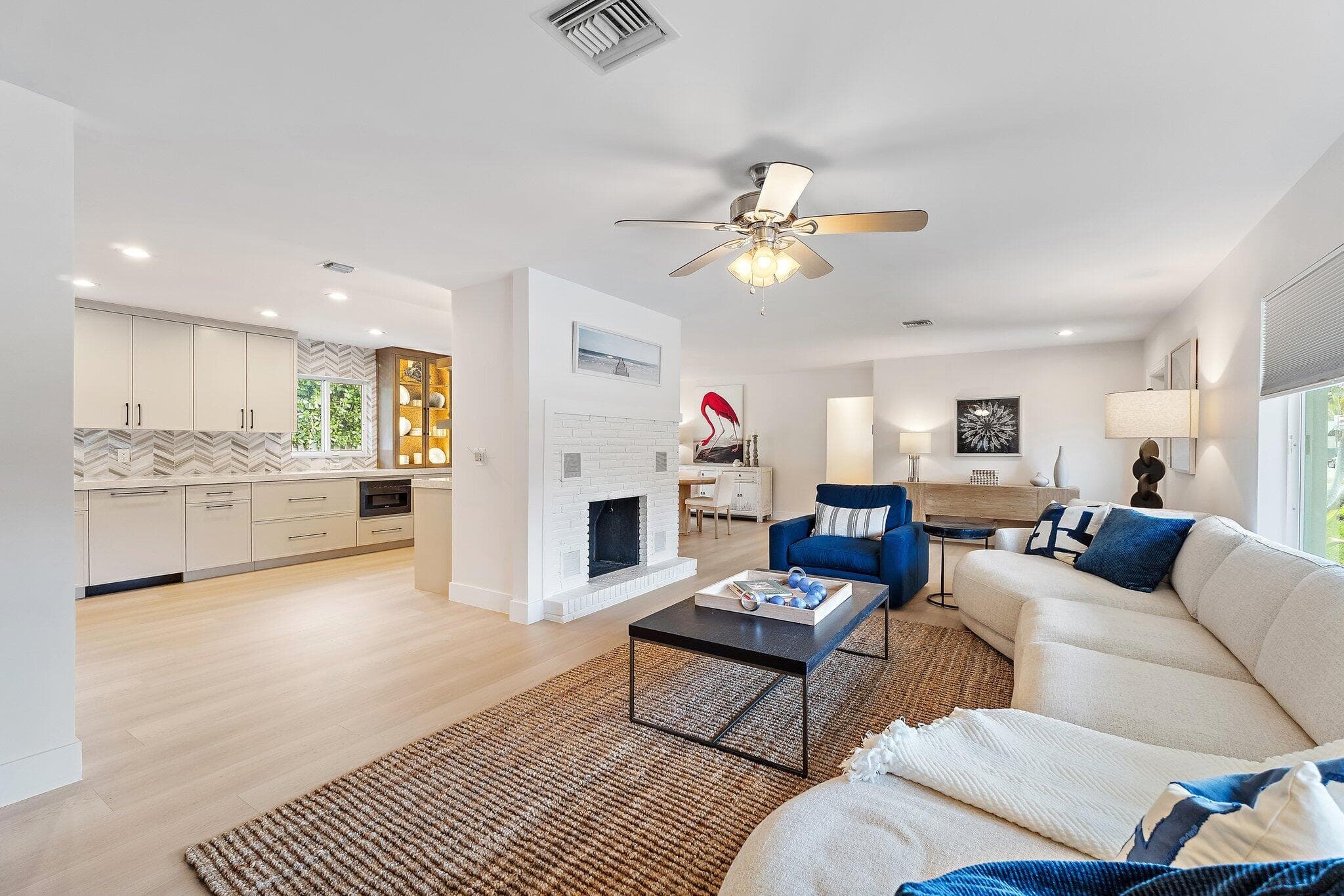 4300 Washington Road, West Palm Beach, FL 33405 — photo 1 of 27