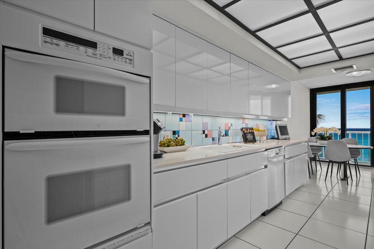 3170 S Ocean Boulevard 502n, Palm Beach, FL 33480 — photo 34 of 49
