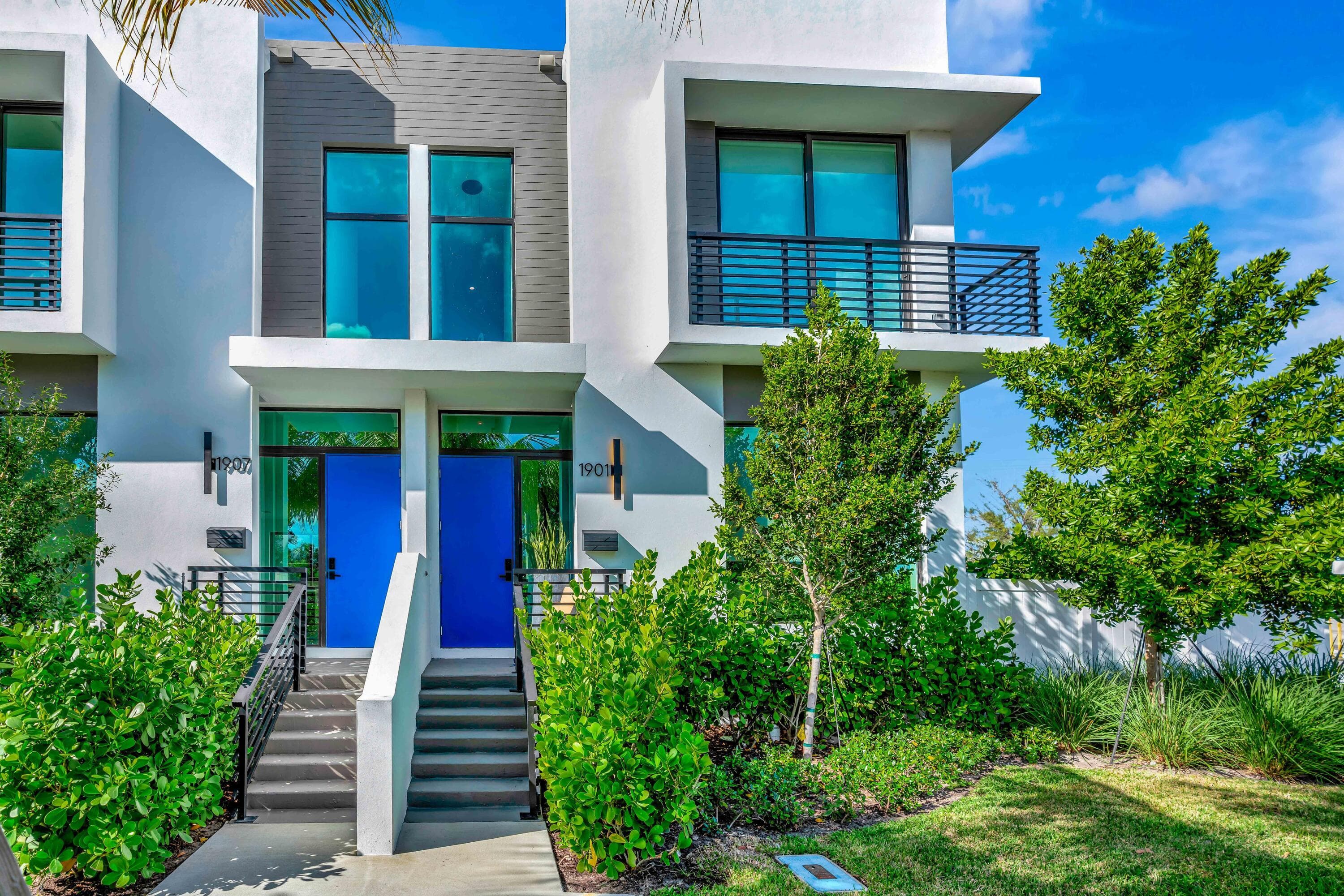 1901 Dock Street, West Palm Beach, FL 33401 — photo 2 of 45