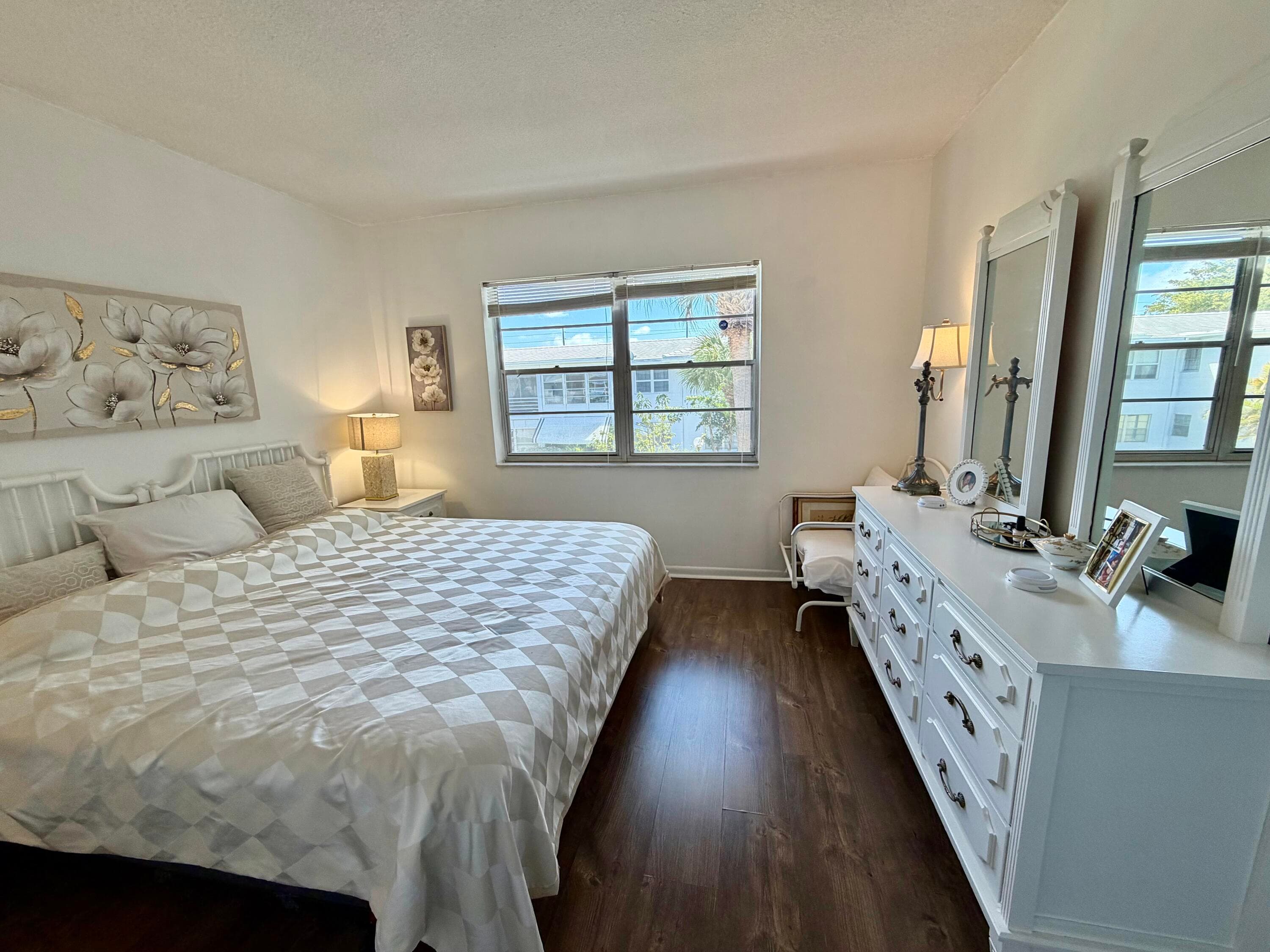 2551 W Golf Boulevard 204, Pompano Beach, FL 33064 — photo 15 of 38