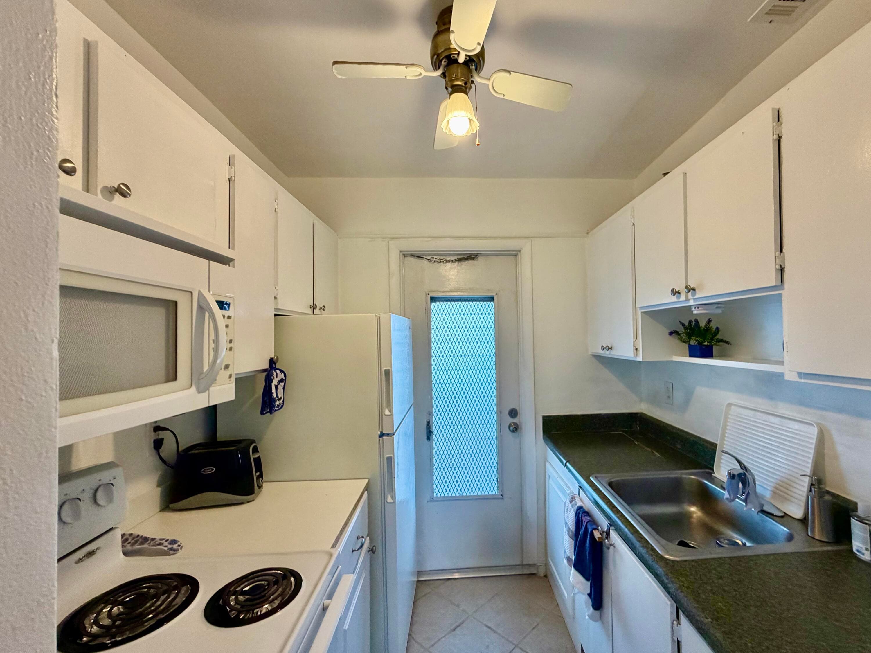 2551 W Golf Boulevard 204, Pompano Beach, FL 33064 — photo 26 of 38