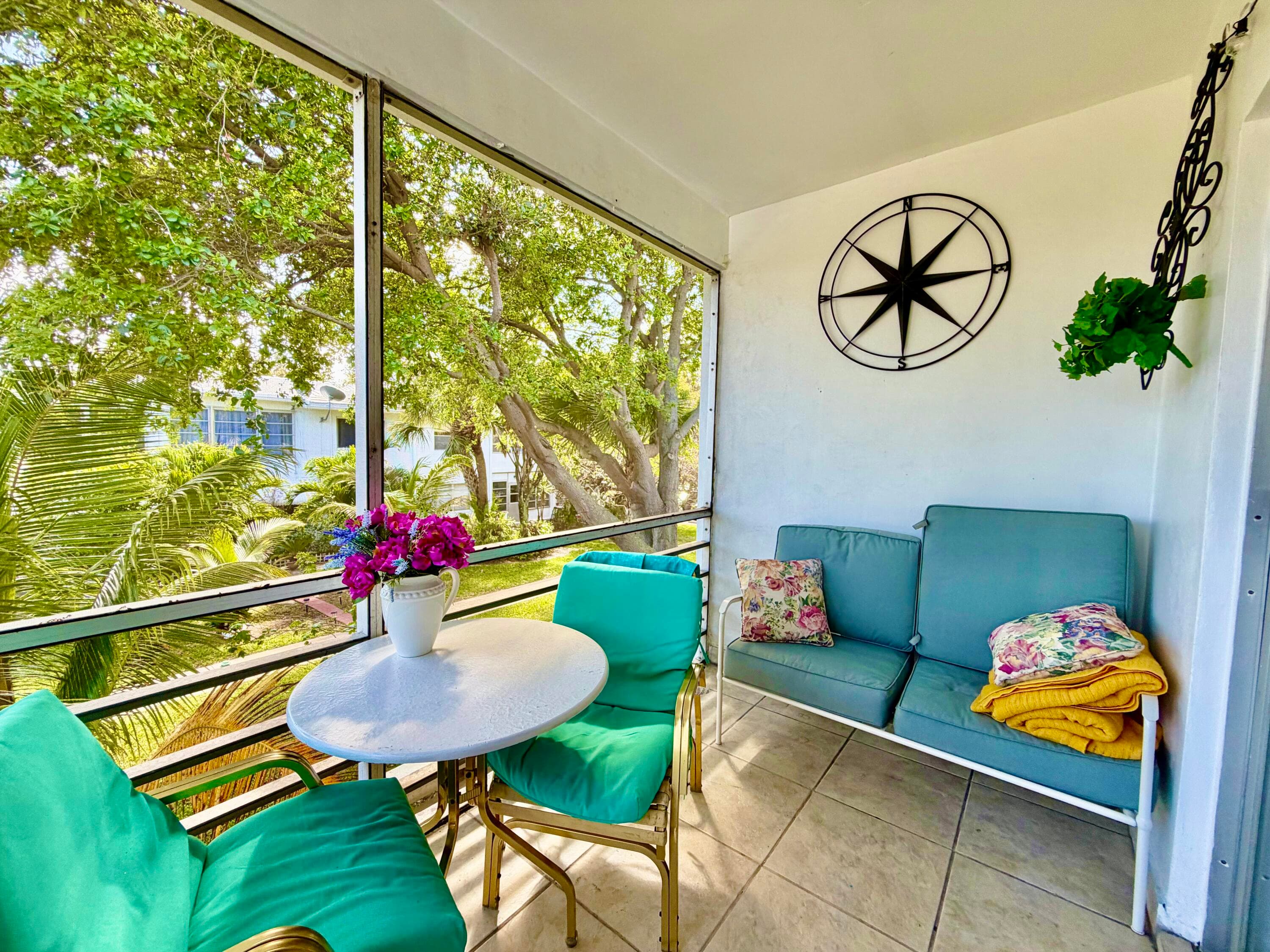 2551 W Golf Boulevard 204, Pompano Beach, FL 33064 — photo 1 of 38