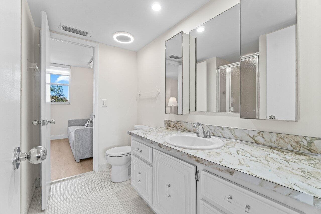 6461 NW 2nd Avenue 411, Boca Raton, FL 33487 — photo 17 of 31