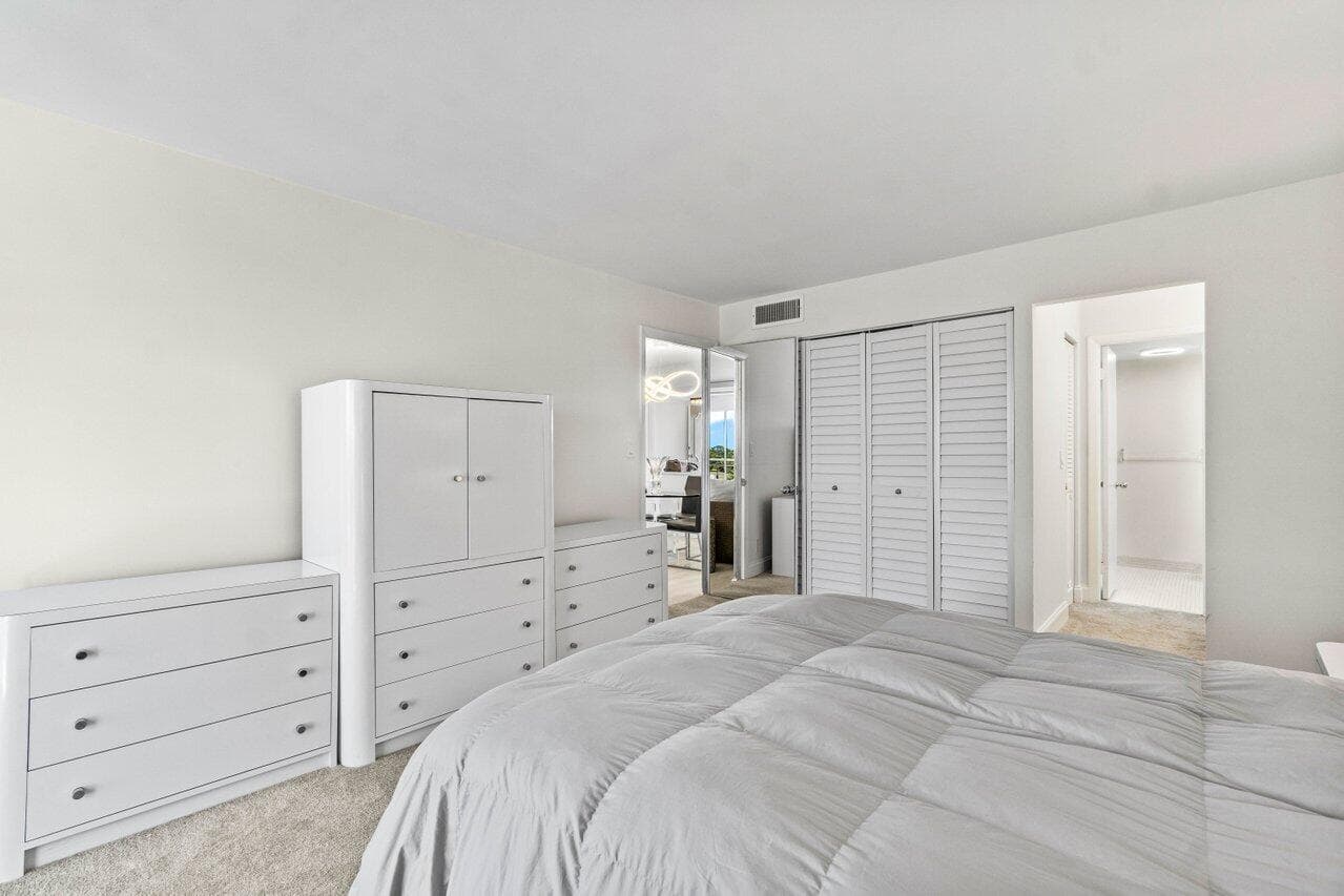 6461 NW 2nd Avenue 411, Boca Raton, FL 33487 — photo 20 of 31