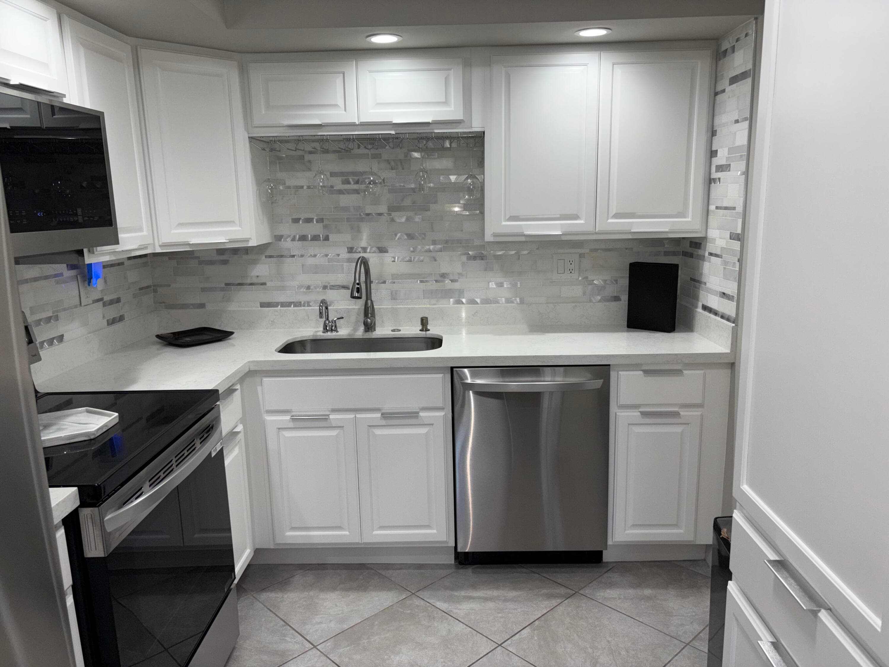 7233 Ashmont Circle 107, Tamarac, FL 33321 — photo 1 of 28