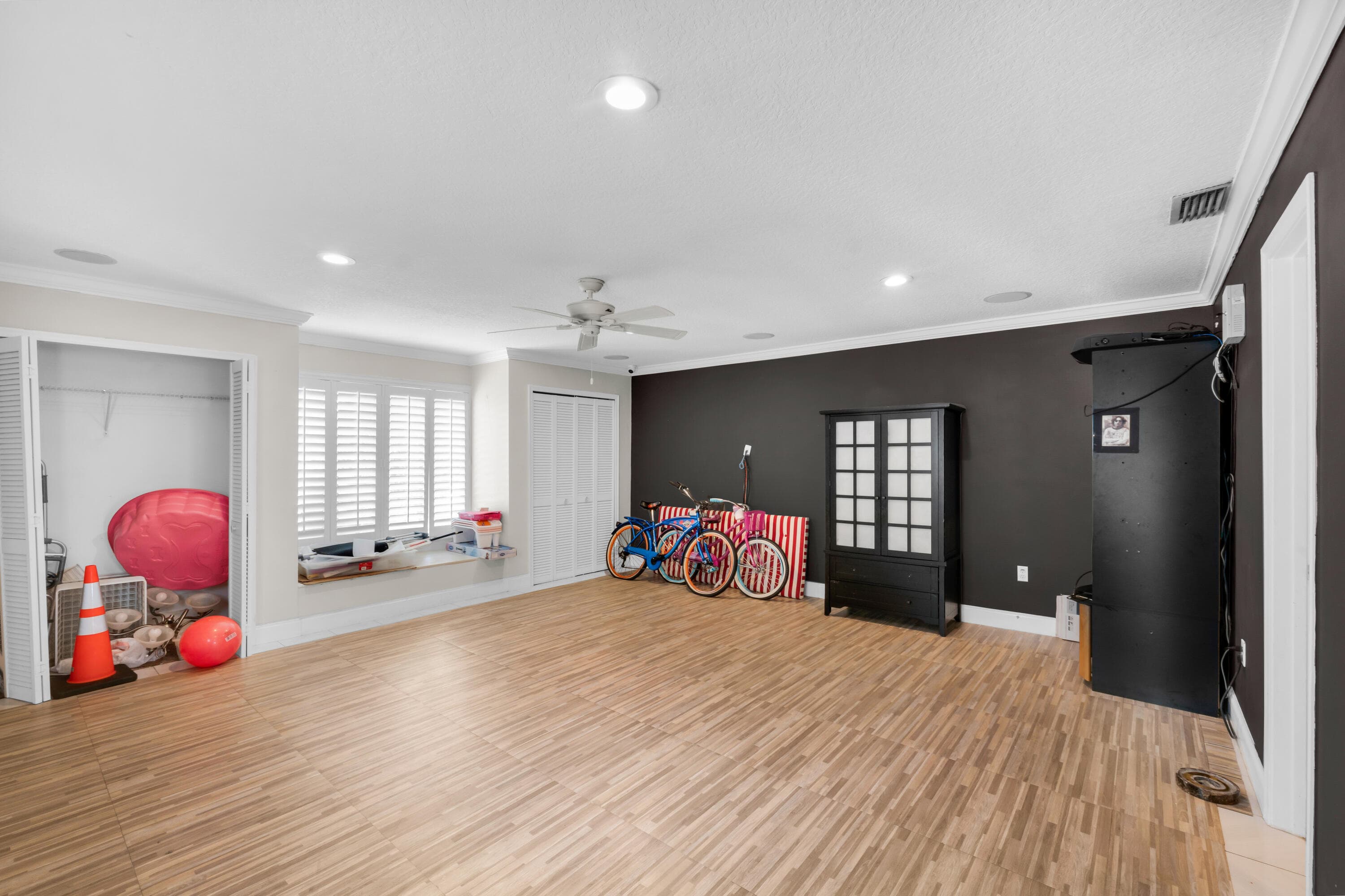 3570 NW 120th Way, Sunrise, FL 33323 — photo 12 of 33