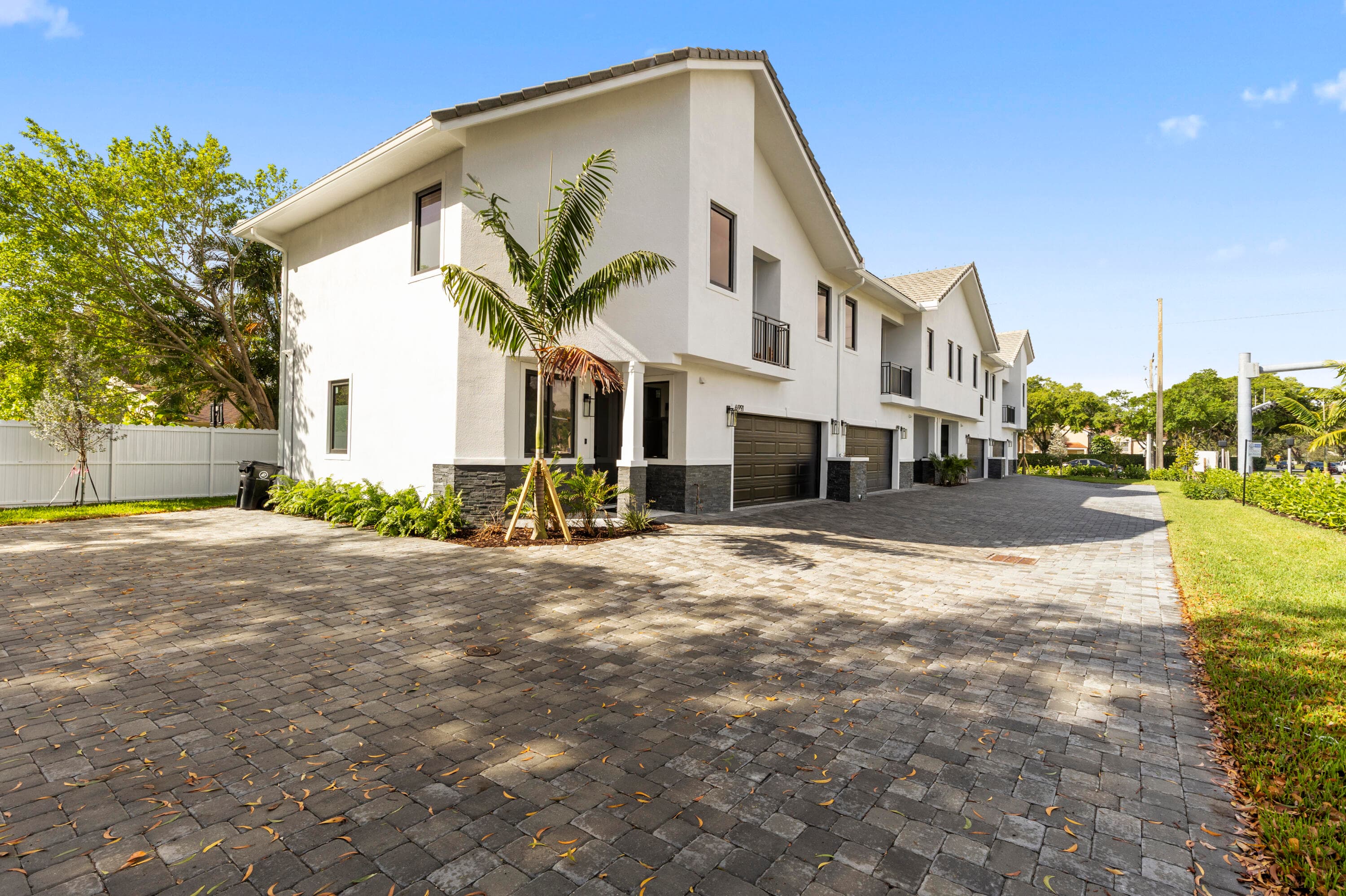 6997 NW 30th Terrace D, Fort Lauderdale, FL 33309 — photo 1 of 79