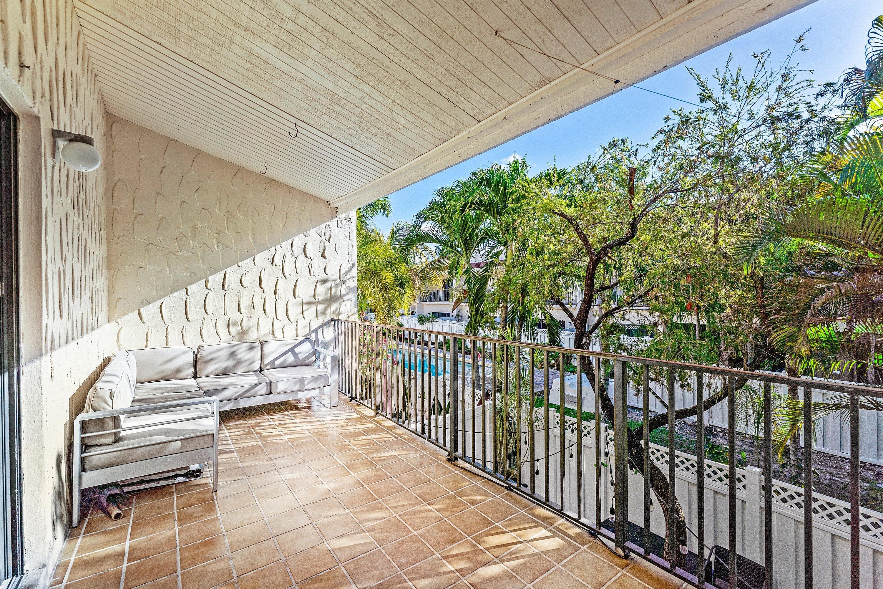 236 SE 10th Avenue, Pompano Beach, FL 33060 — photo 18 of 50