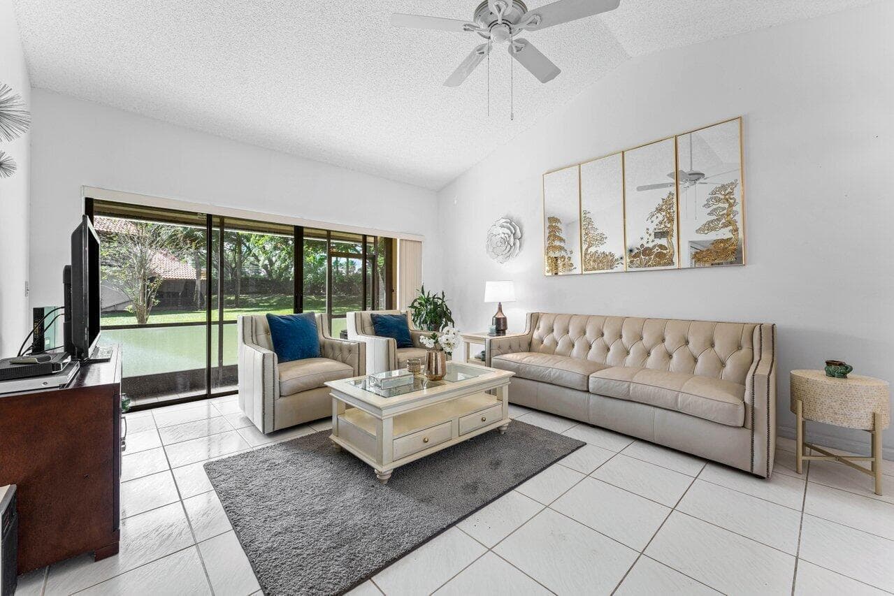 10 Via De Casas Sur 104, Boynton Beach, FL 33426 — photo 5 of 39