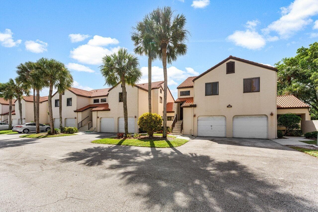 10 Via De Casas Sur 104, Boynton Beach, FL 33426 — photo 26 of 39