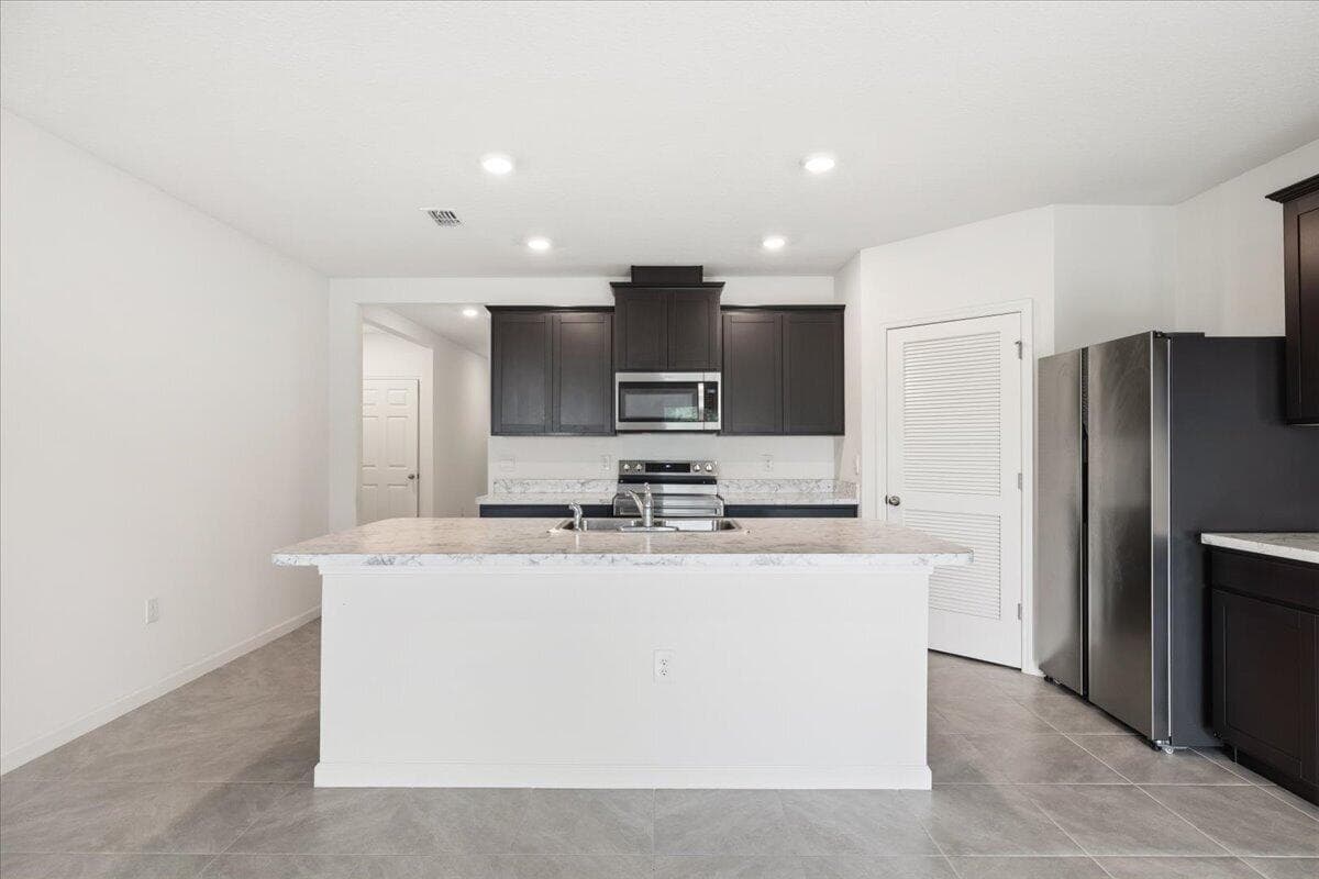 1072 Roseland Road, Sebastian, FL 32958 — photo 10 of 47