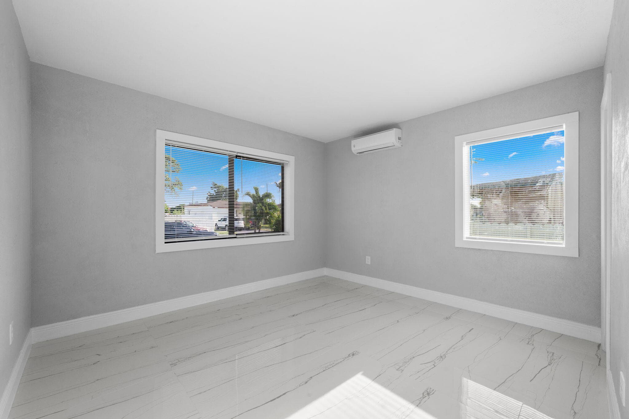 1300 NW 90th Street, Miami, FL 33147 — photo 11 of 18