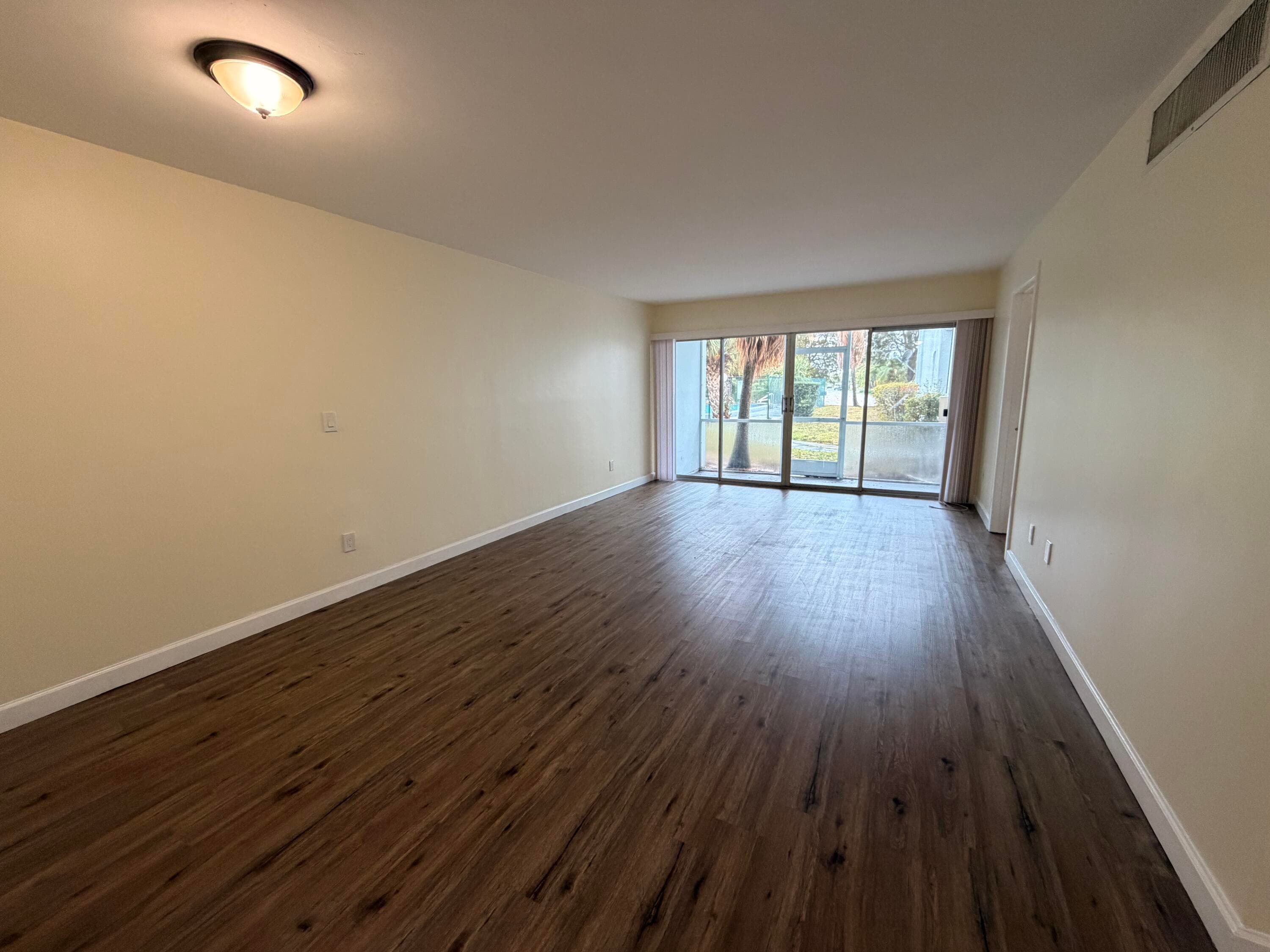 1505 Crescent Circle B21, Lake Park, FL 33403 — photo 2 of 8