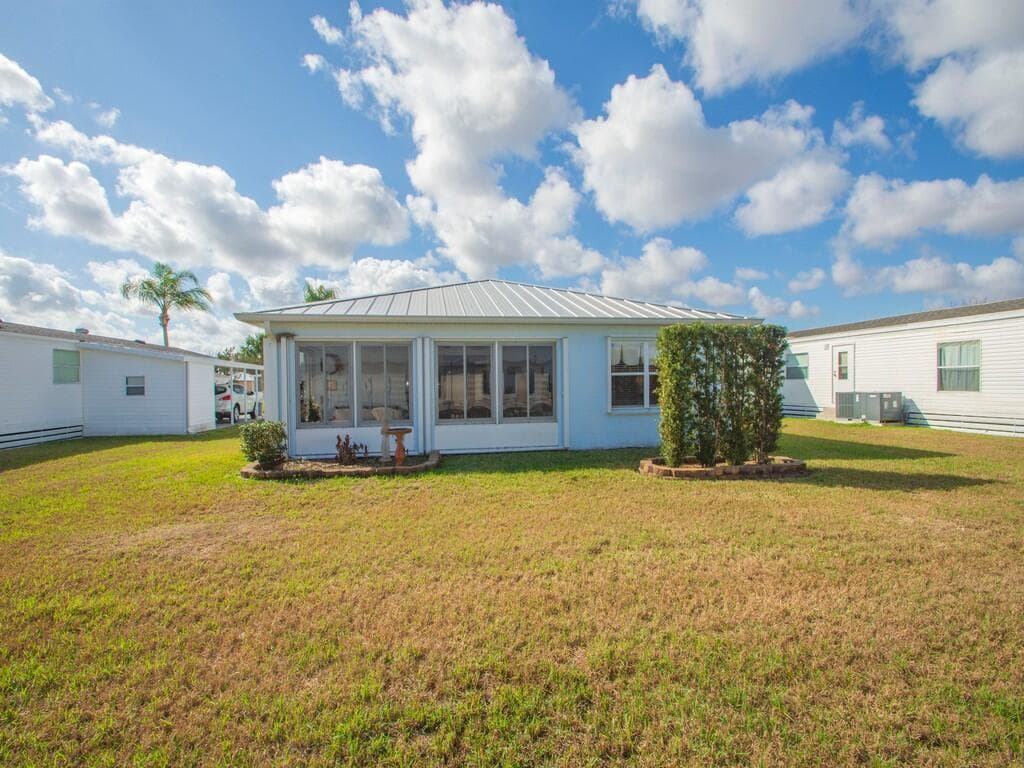 14464 Isla Flores Avenue, Fort Pierce, FL 34951 — photo 6 of 41