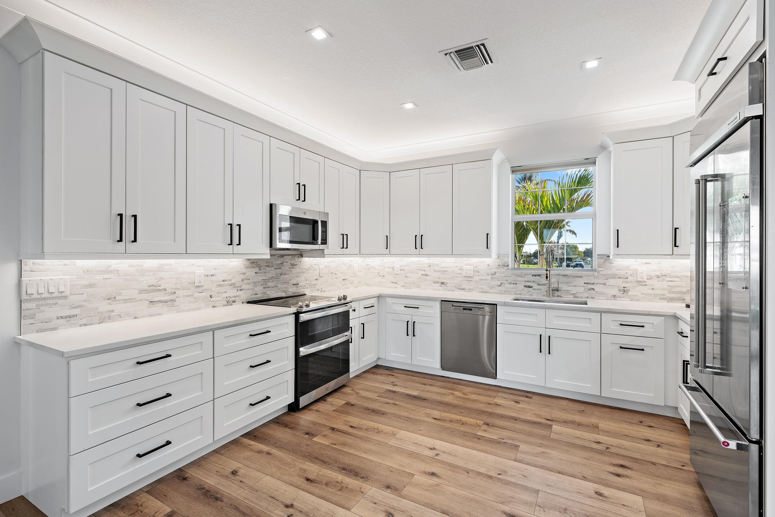 8508 SE Woodwind Street, Hobe Sound, FL 33455 — photo 6 of 27