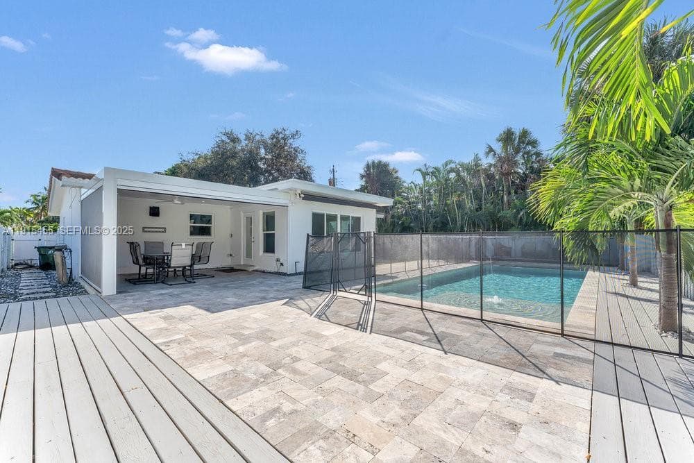 801 NE 19th Terrace, Fort Lauderdale, FL 33304 — photo 1 of 28