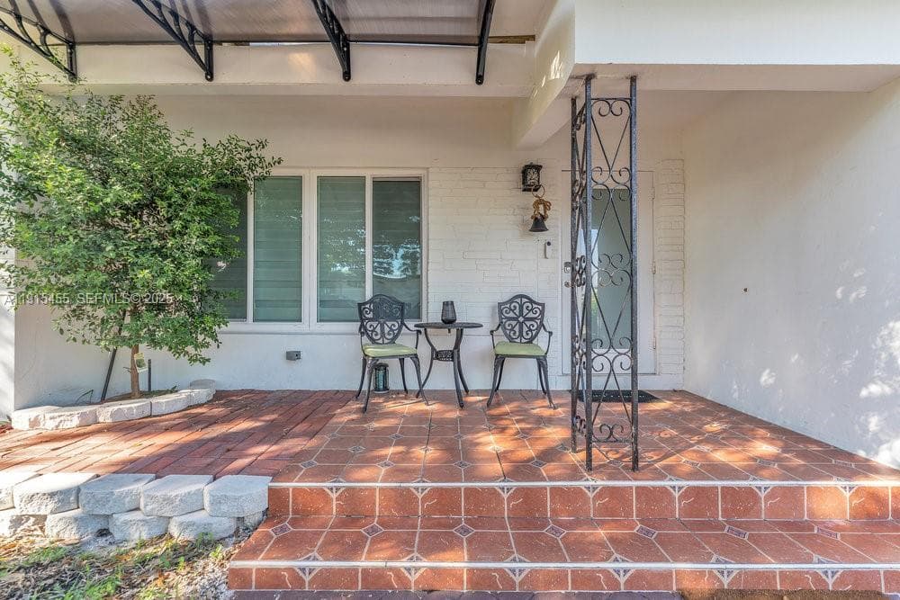 801 NE 19th Terrace, Fort Lauderdale, FL 33304 — photo 5 of 28