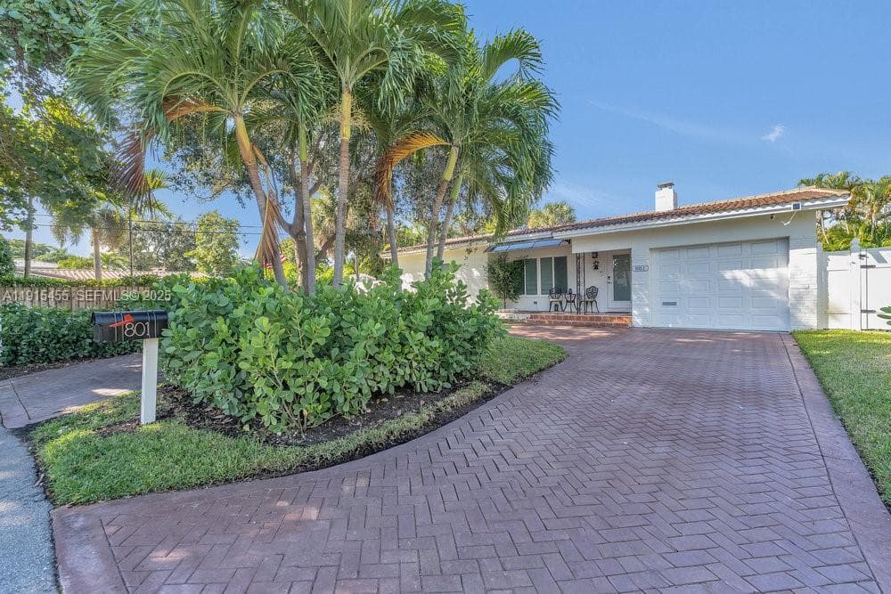 801 NE 19th Terrace, Fort Lauderdale, FL 33304 — photo 4 of 28