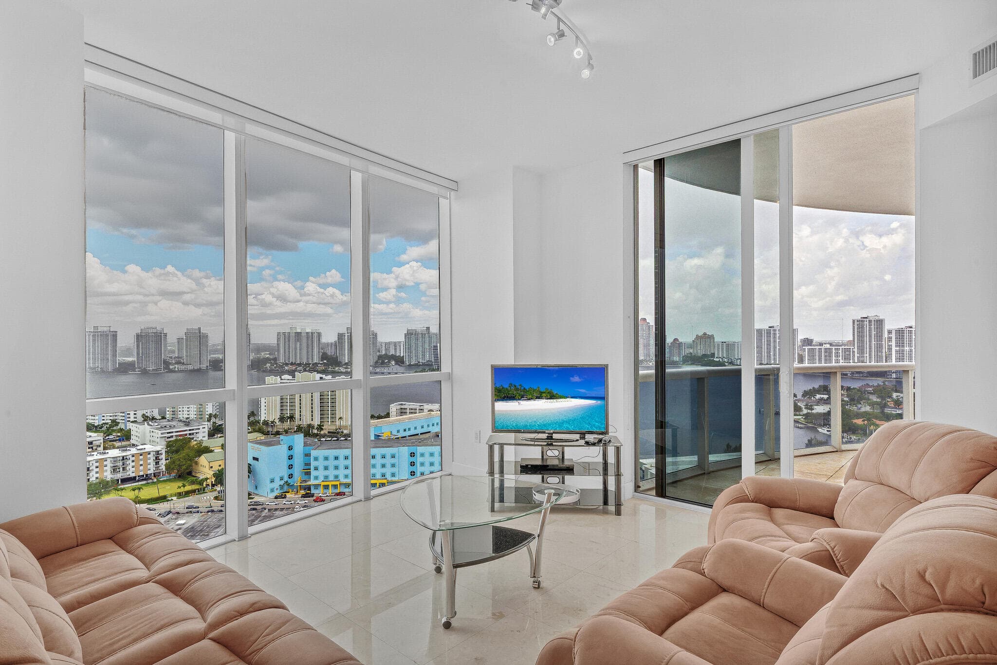 18201 Collins Avenue 3301a, Sunny Isles Beach, FL 33160 — photo 32 of 56