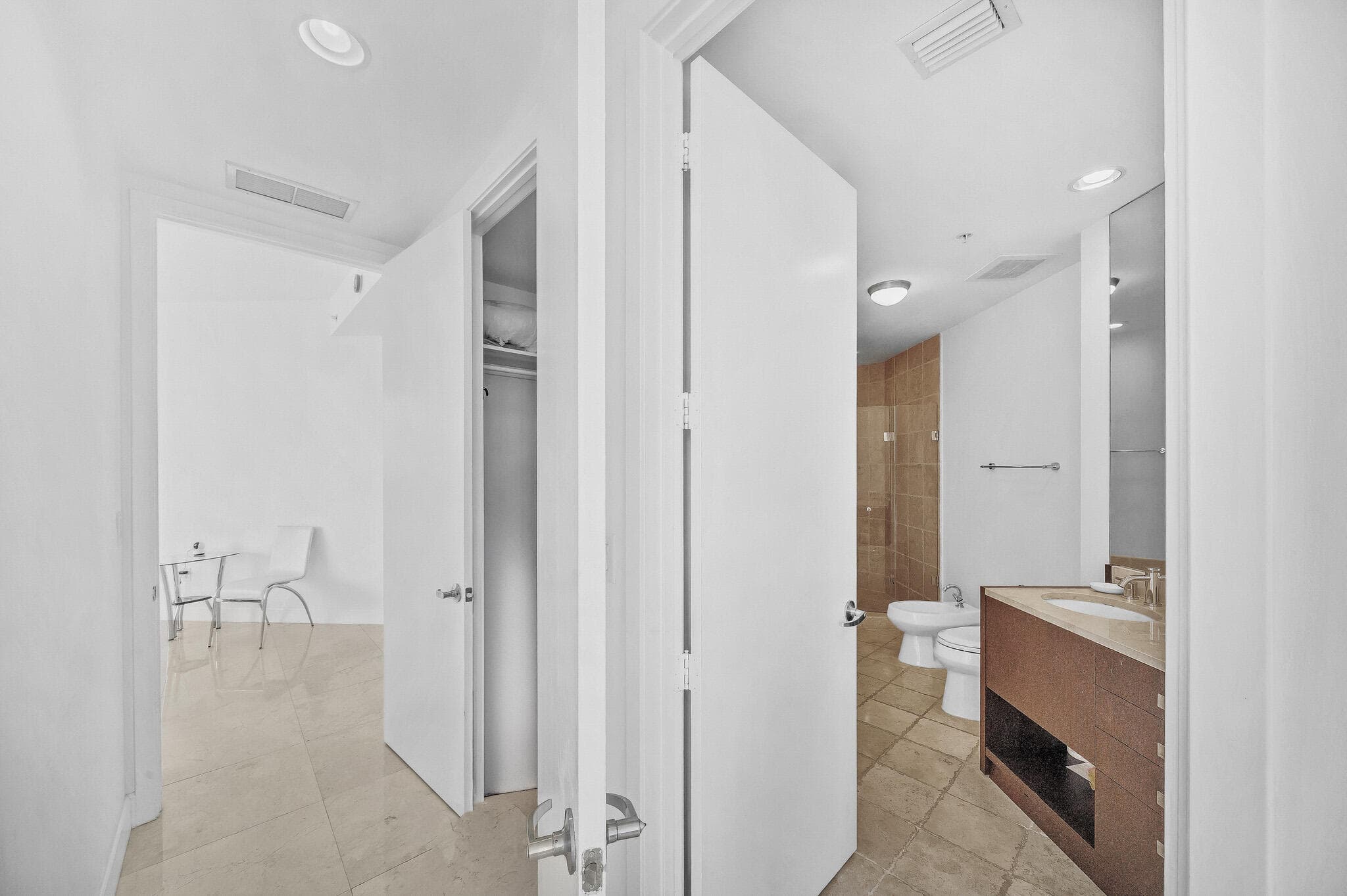 18201 Collins Avenue 3301a, Sunny Isles Beach, FL 33160 — photo 44 of 56