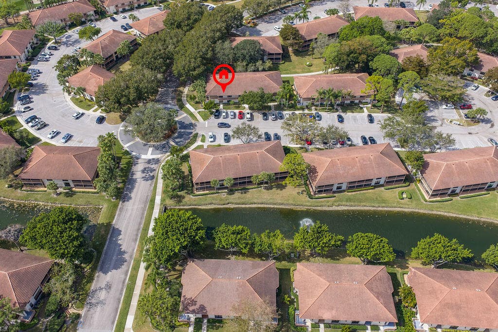 505 Brackenwood Place, Palm Beach Gardens, FL 33418 — photo 23 of 40