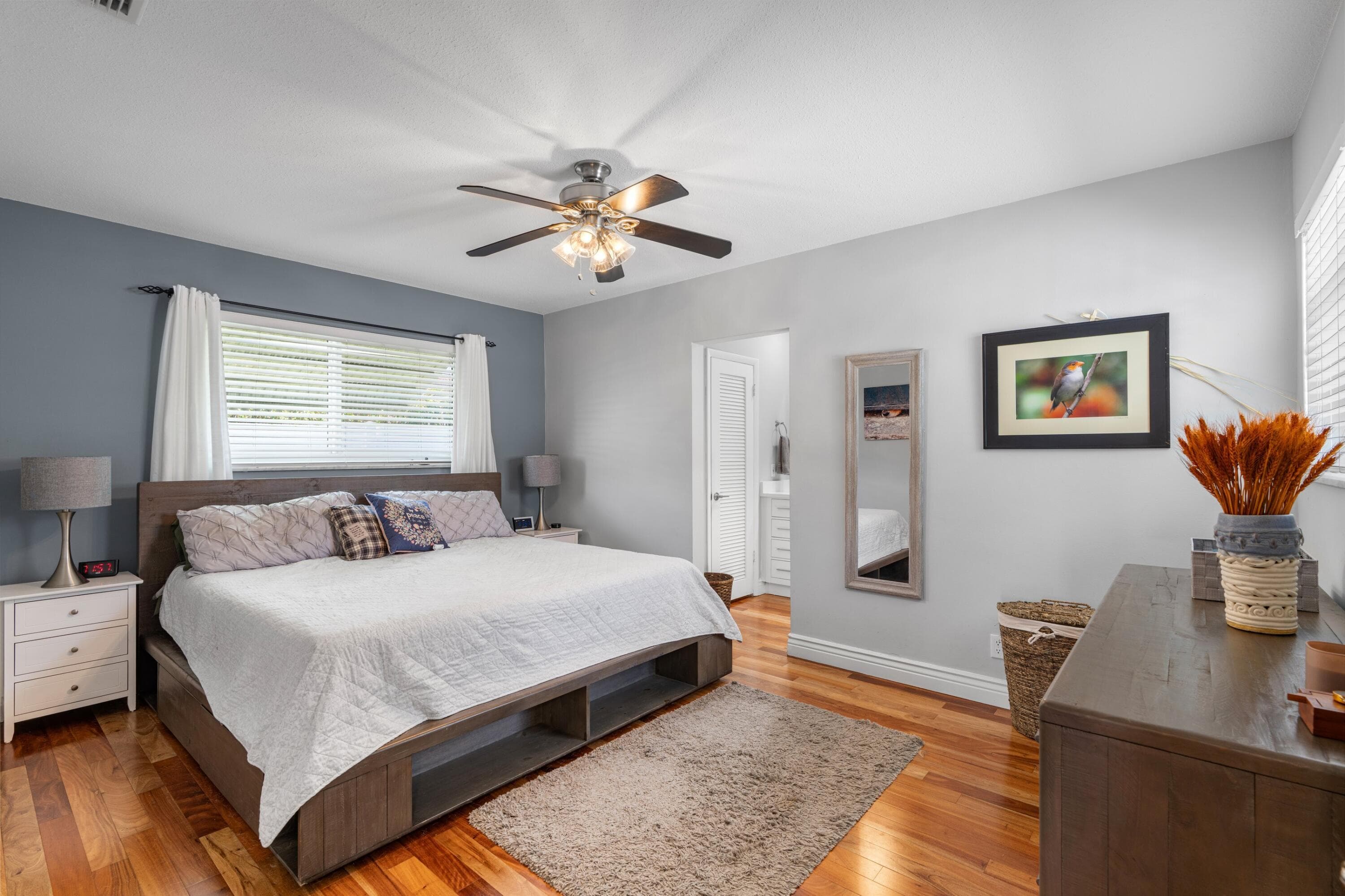 200 SW 5th Street, Boca Raton, FL 33432 — photo 4 of 31