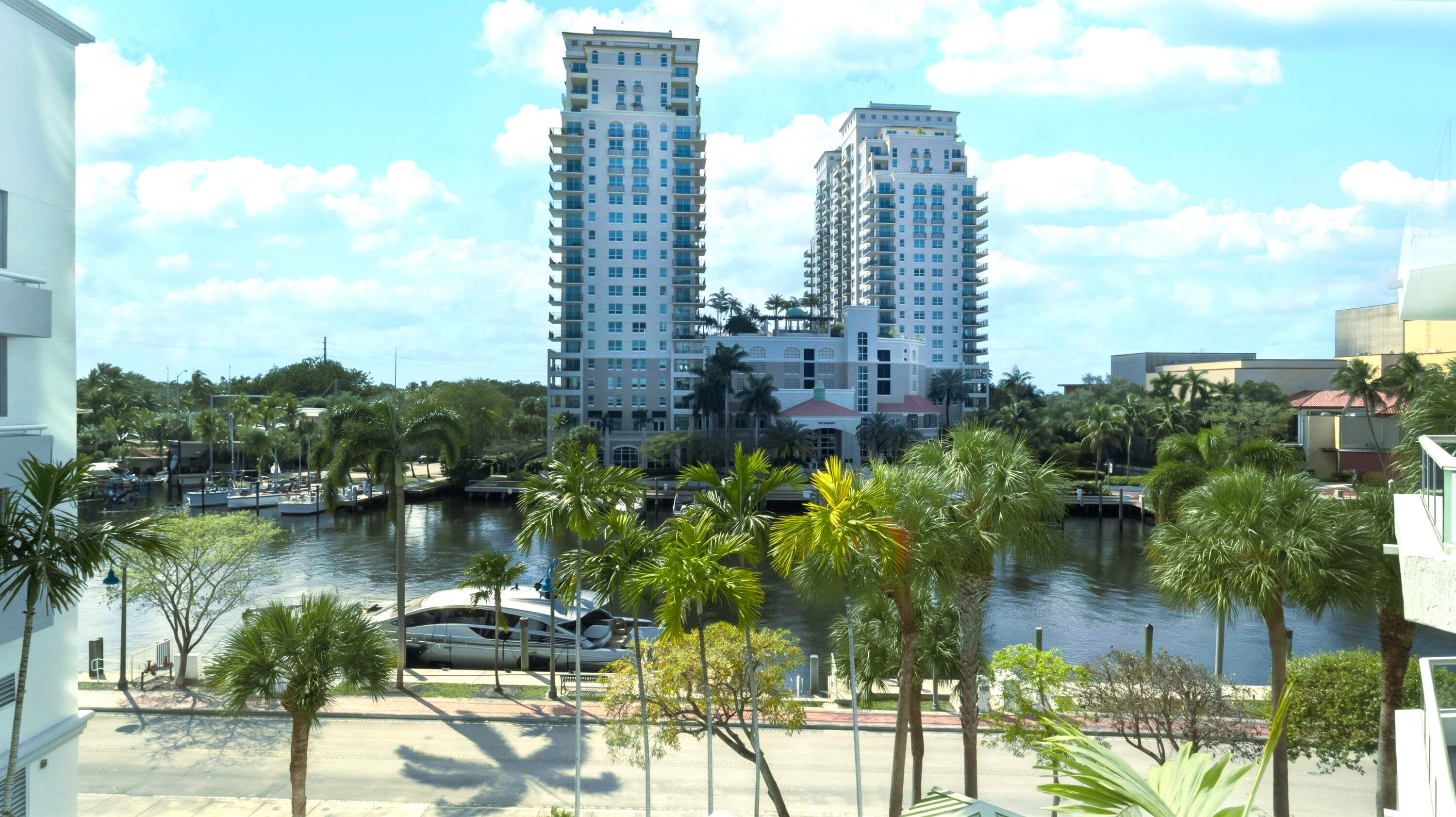 401 SW 4th Avenue 402, Fort Lauderdale, FL 33315 — photo 5 of 37