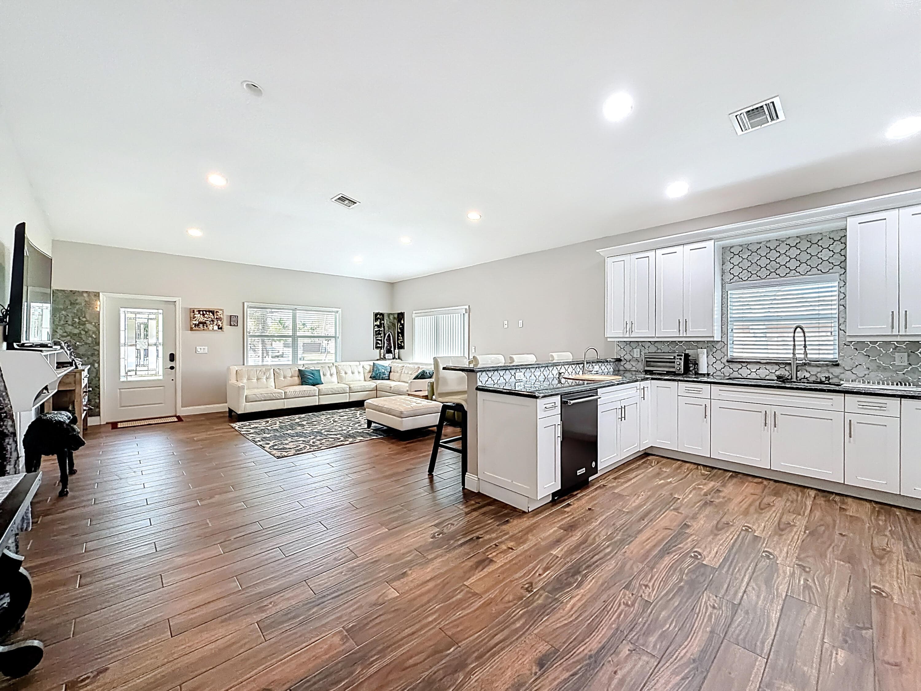 2643 Kentucky Street, West Palm Beach, FL 33406 — photo 18 of 35