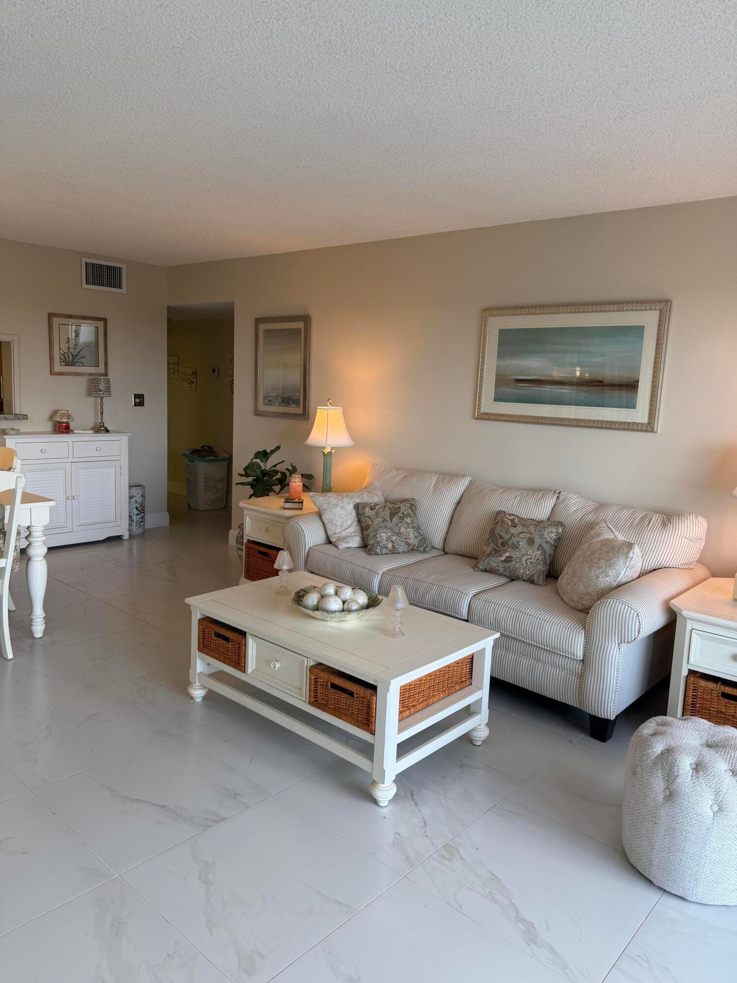 1150 Hillsboro Mile 405, Hillsboro Beach, FL 33062 — photo 5 of 40