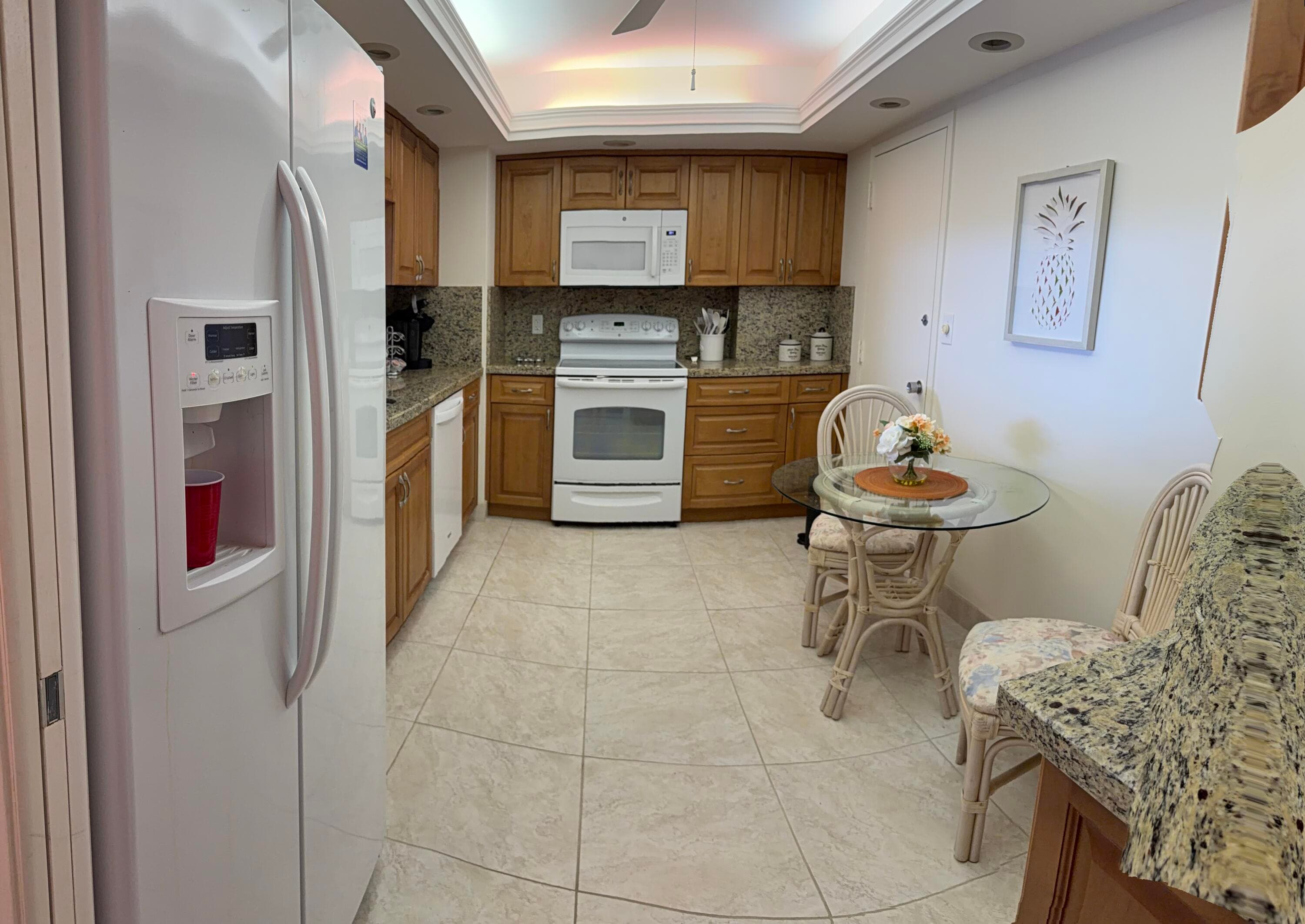 1150 Hillsboro Mile 405, Hillsboro Beach, FL 33062 — photo 15 of 40