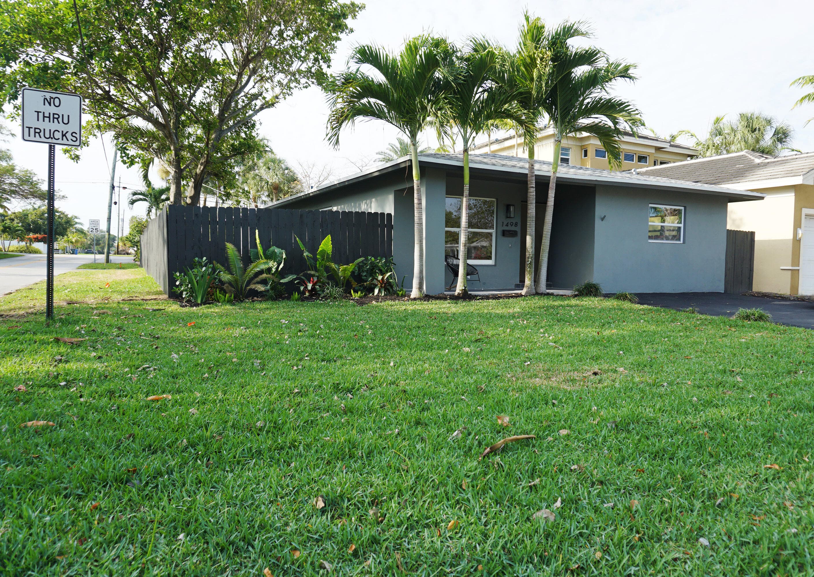 1498 NE 38th Street, Oakland Park, FL 33334 — photo 1 of 16