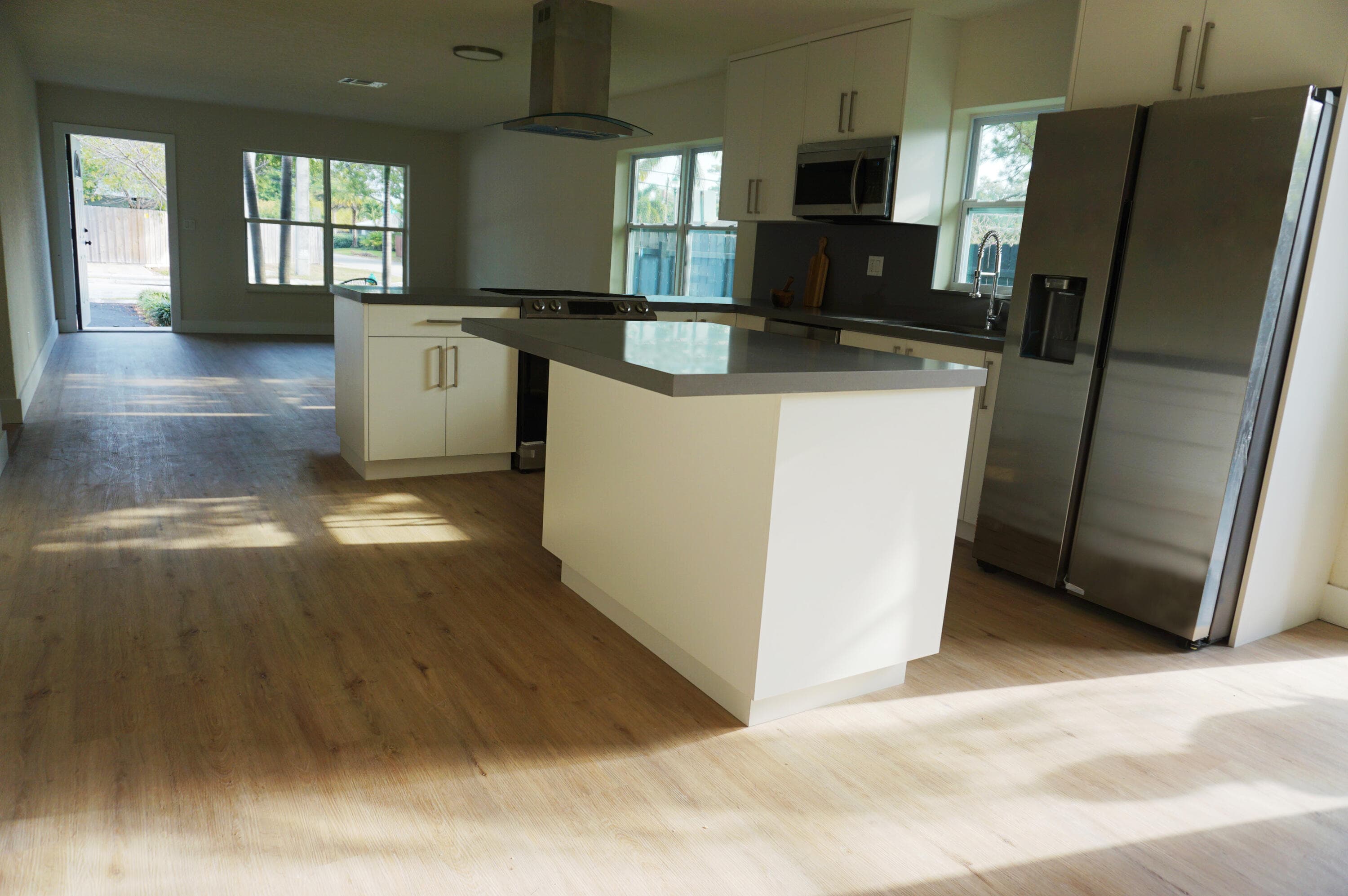 1498 NE 38th Street, Oakland Park, FL 33334 — photo 13 of 16
