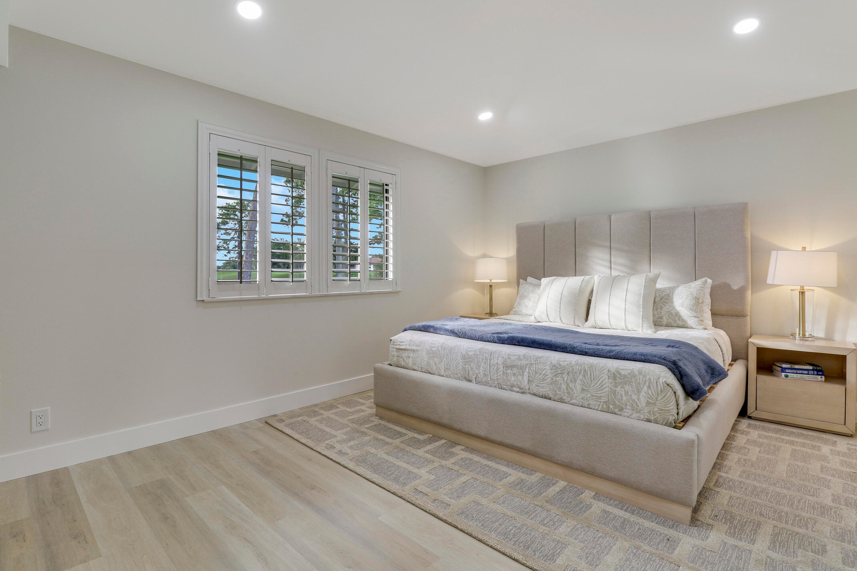 523 Club Drive, Palm Beach Gardens, FL 33418 — photo 4 of 28